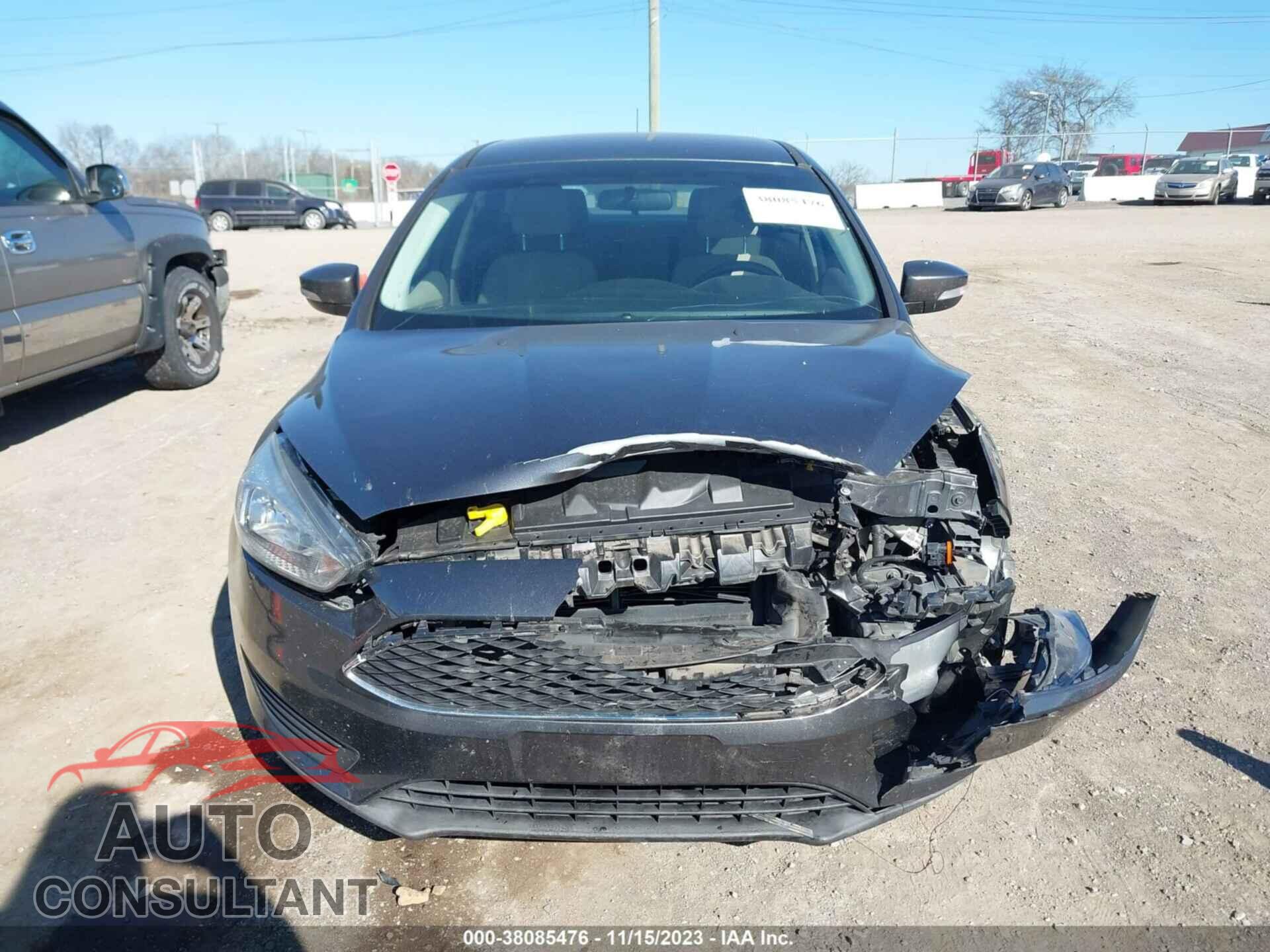 FORD FOCUS 2017 - 1FADP3F27HL345968