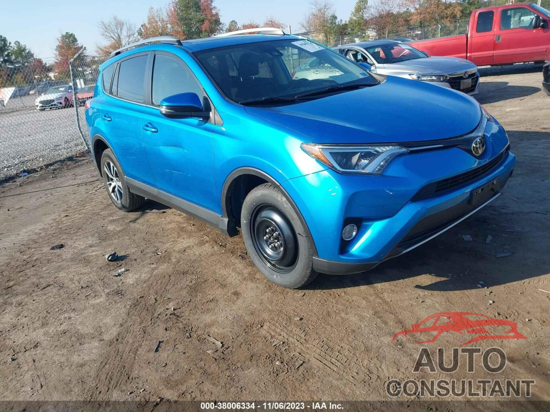 TOYOTA RAV4 2018 - JTMRFREV9JD254122