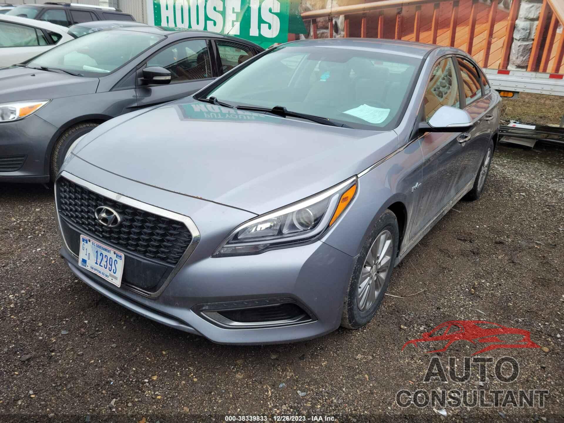 HYUNDAI SONATA 2016 - KMHE24L13GA037250