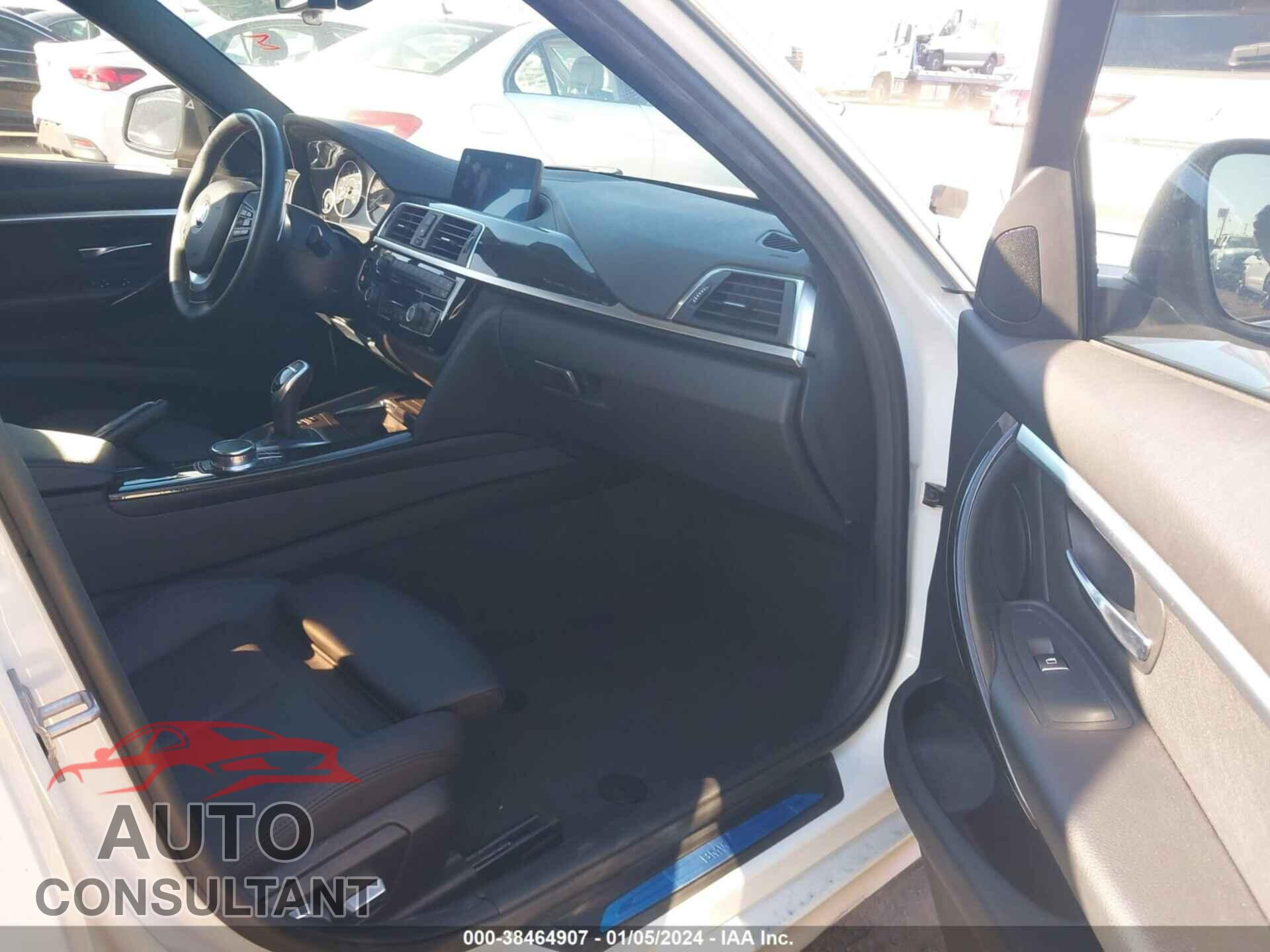BMW 330 2018 - WBA8B9G50JNU98964