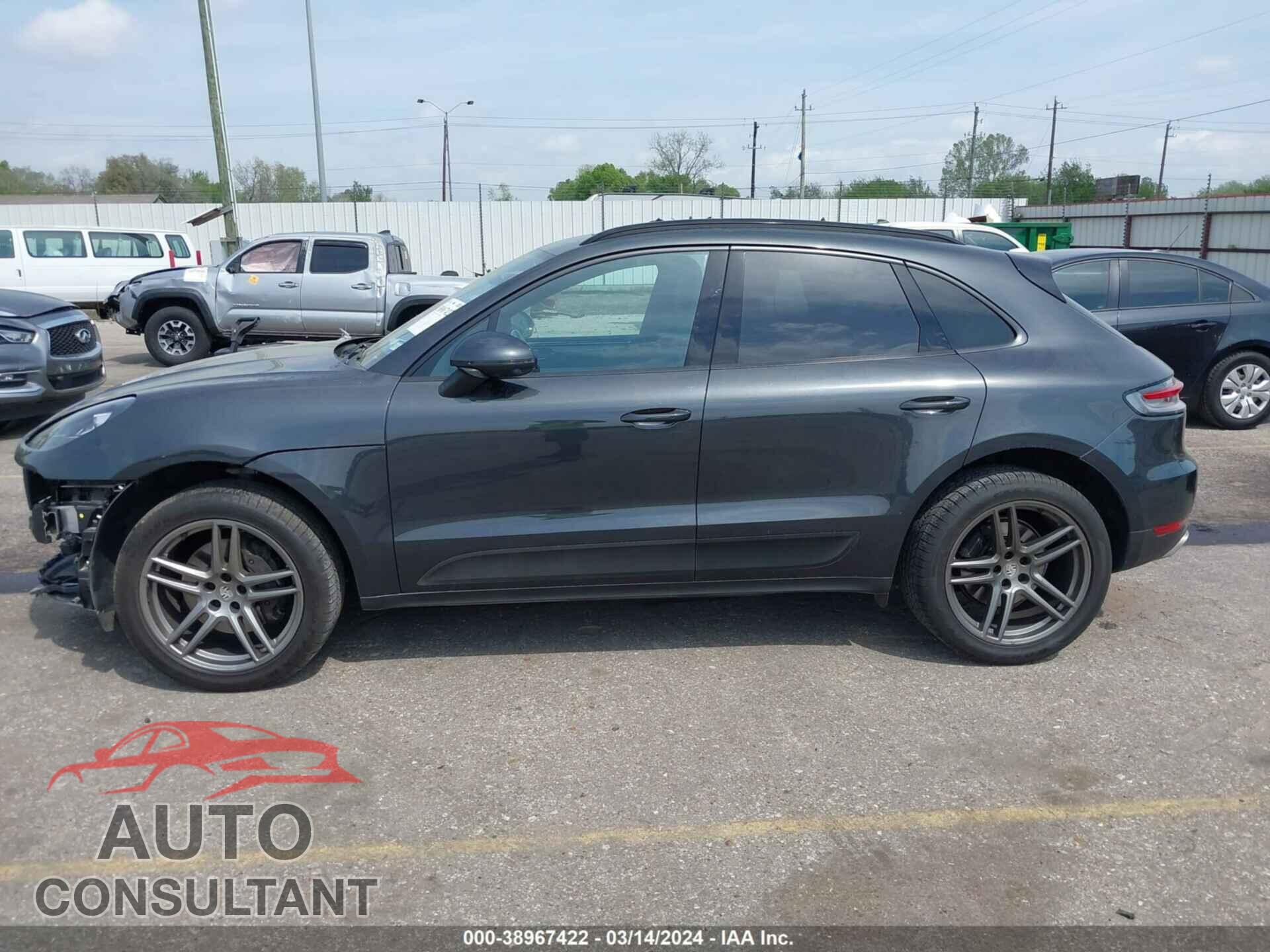PORSCHE MACAN 2021 - WP1AA2A58MLB17402