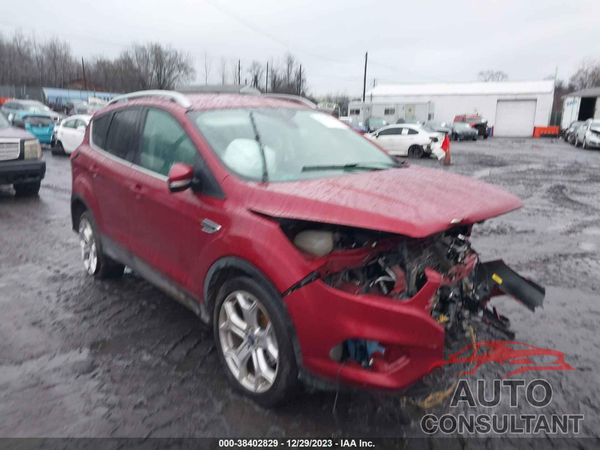 FORD ESCAPE 2019 - 1FMCU9J93KUA01279