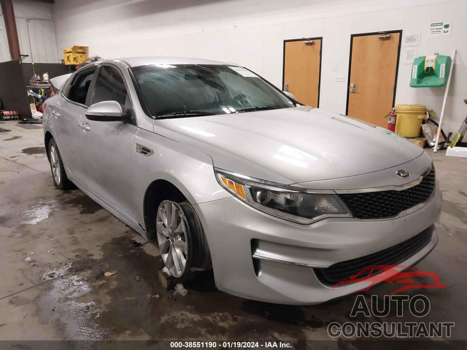 KIA OPTIMA 2017 - 5XXGT4L38HG166599