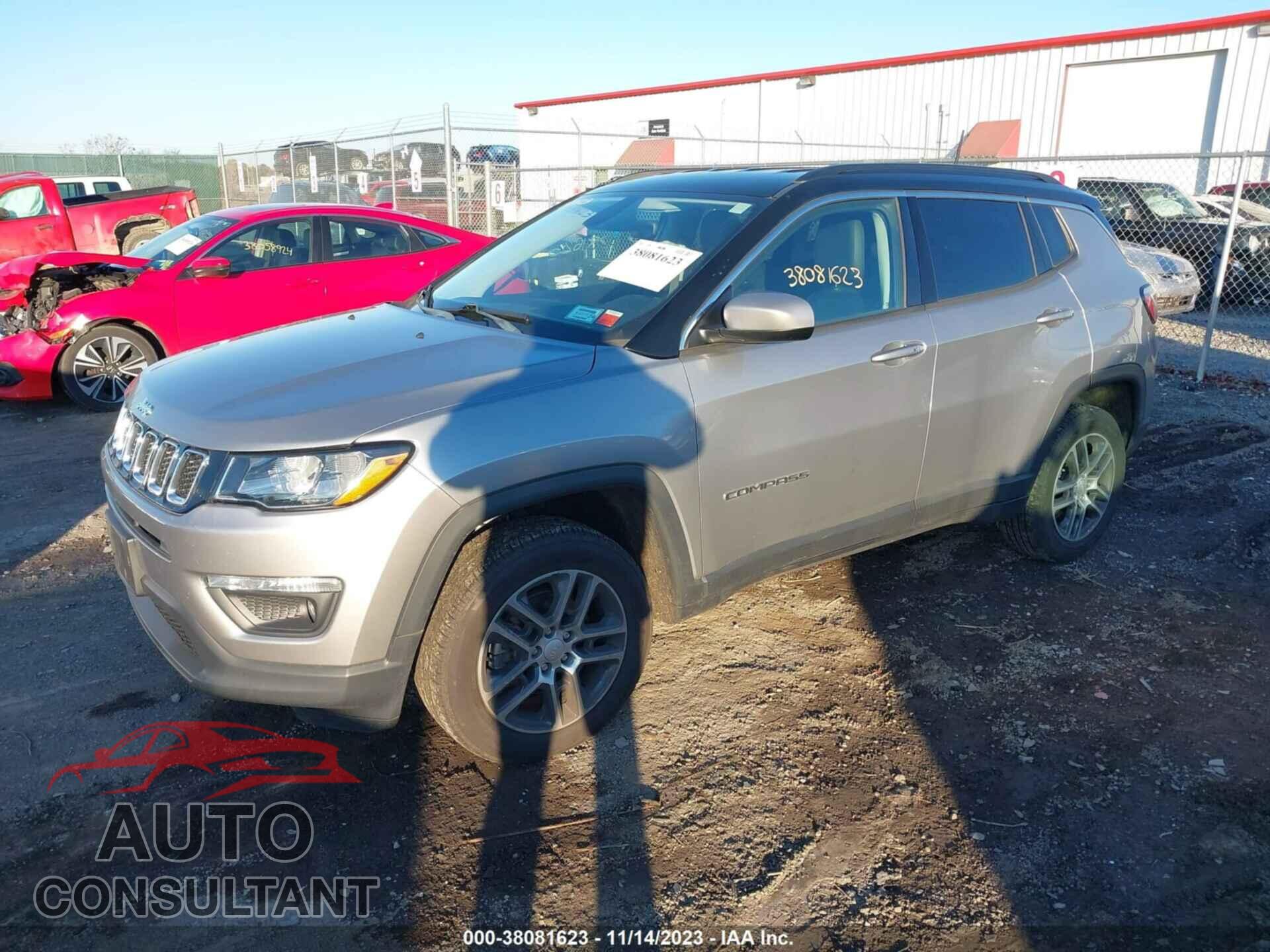 JEEP COMPASS 2018 - 3C4NJDBB7JT259503