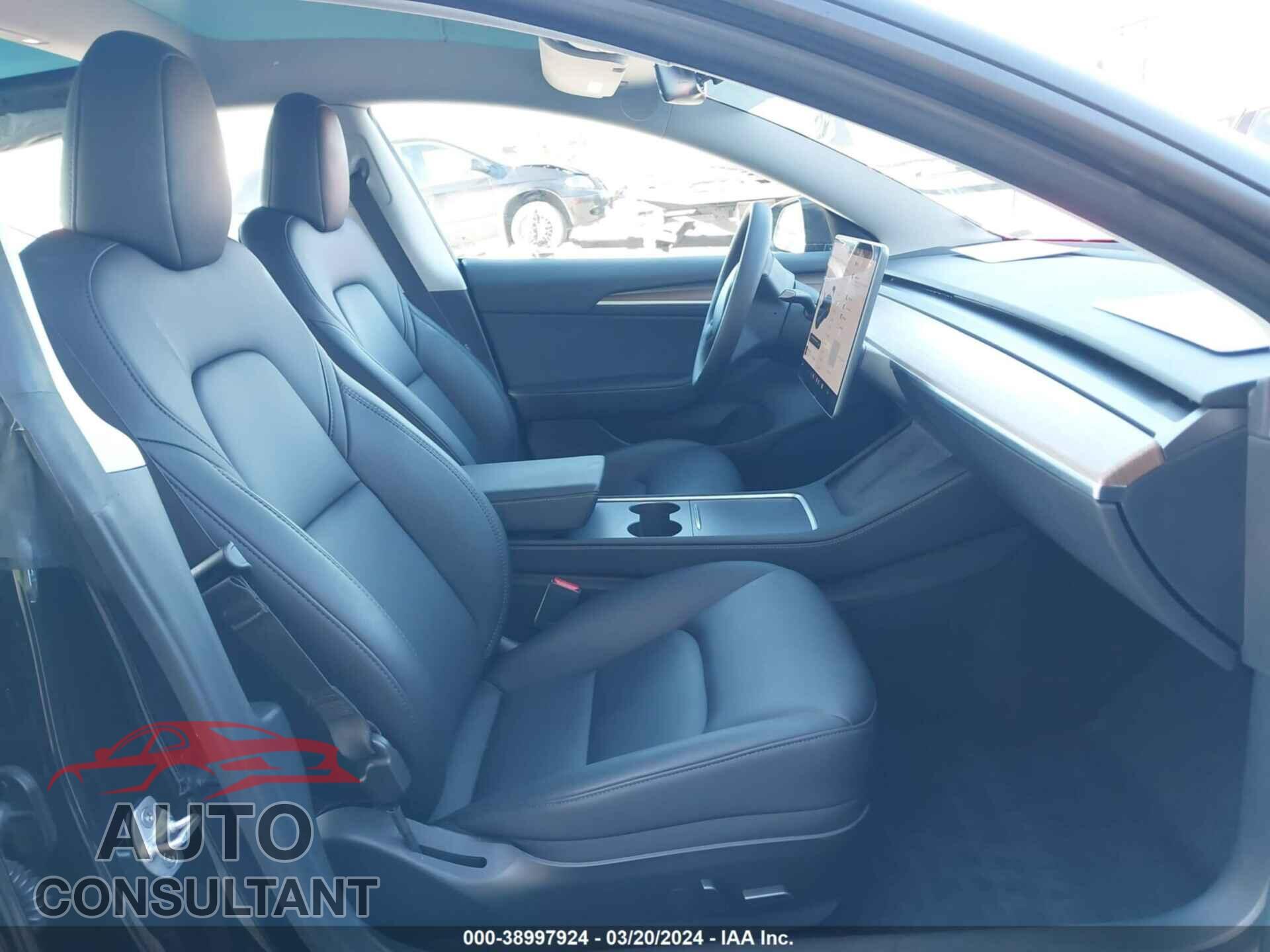 TESLA MODEL 3 2023 - 5YJ3E1EA4PF598076