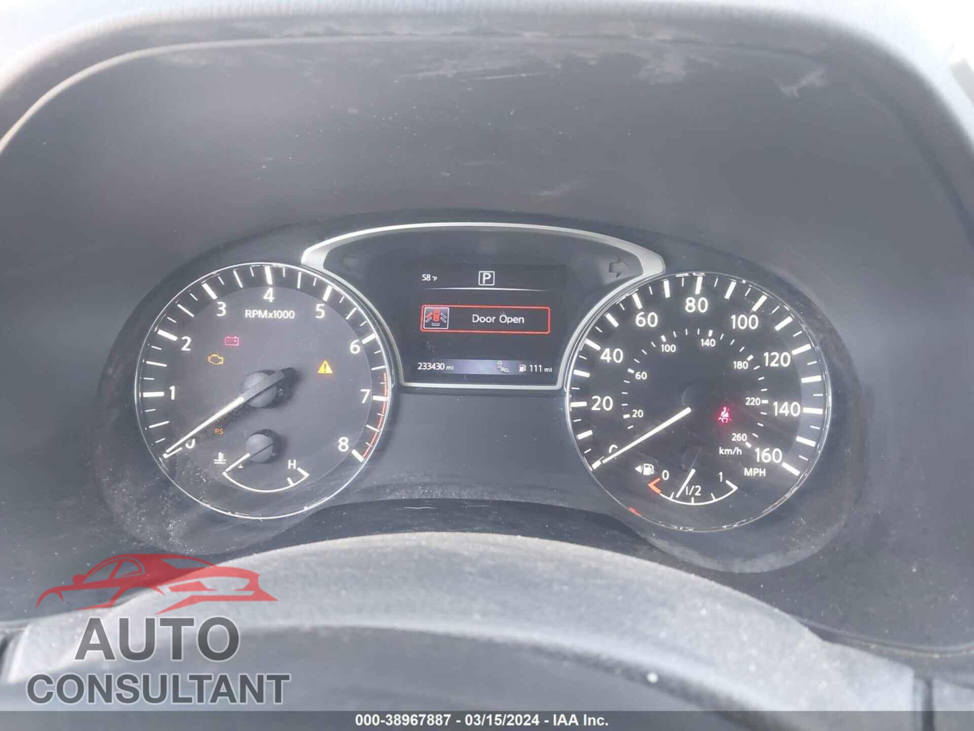 NISSAN PATHFINDER 2017 - 5N1DR2MN2HC625157