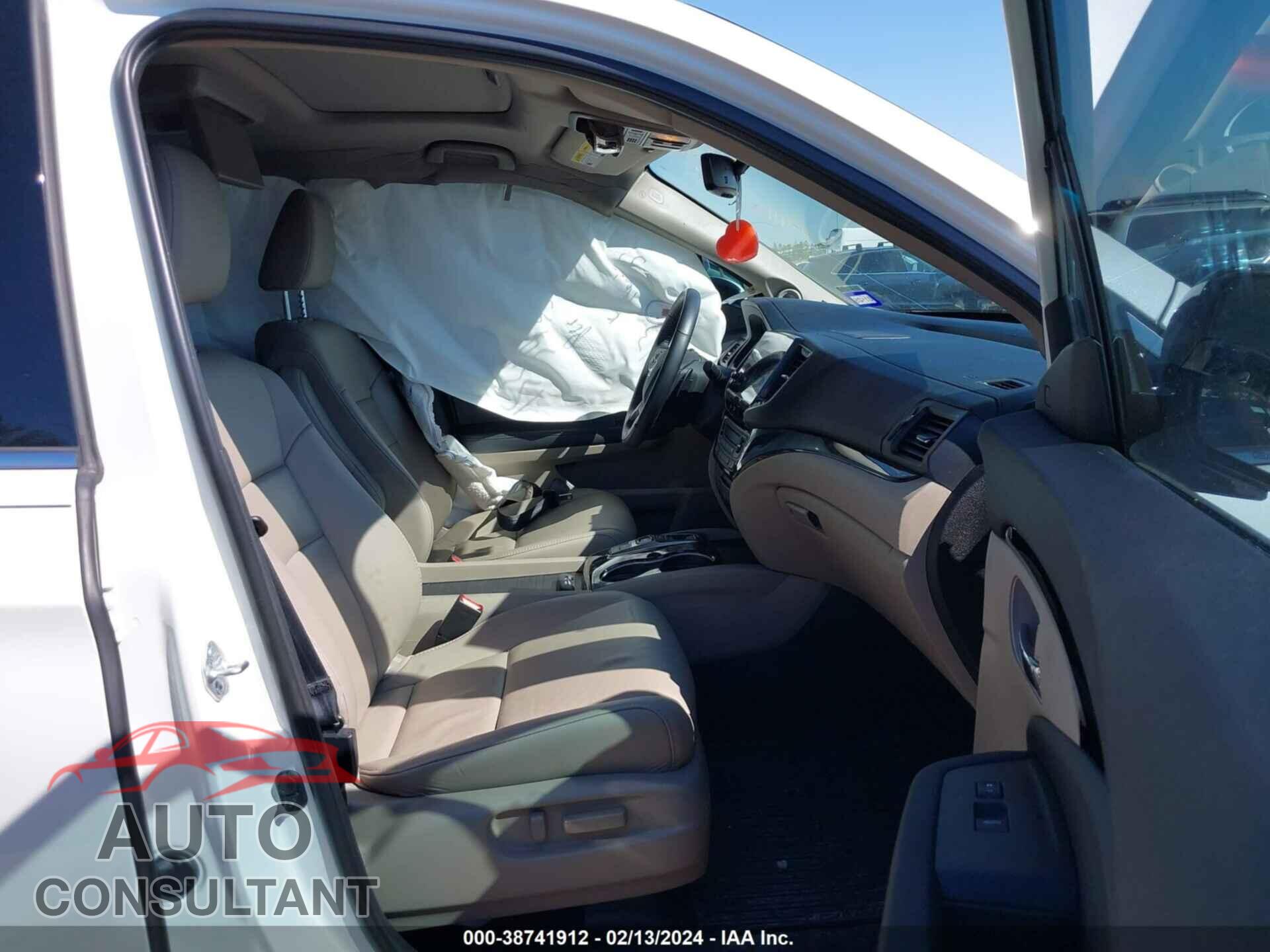 HONDA PILOT 2021 - 5FNYF5H99MB024113