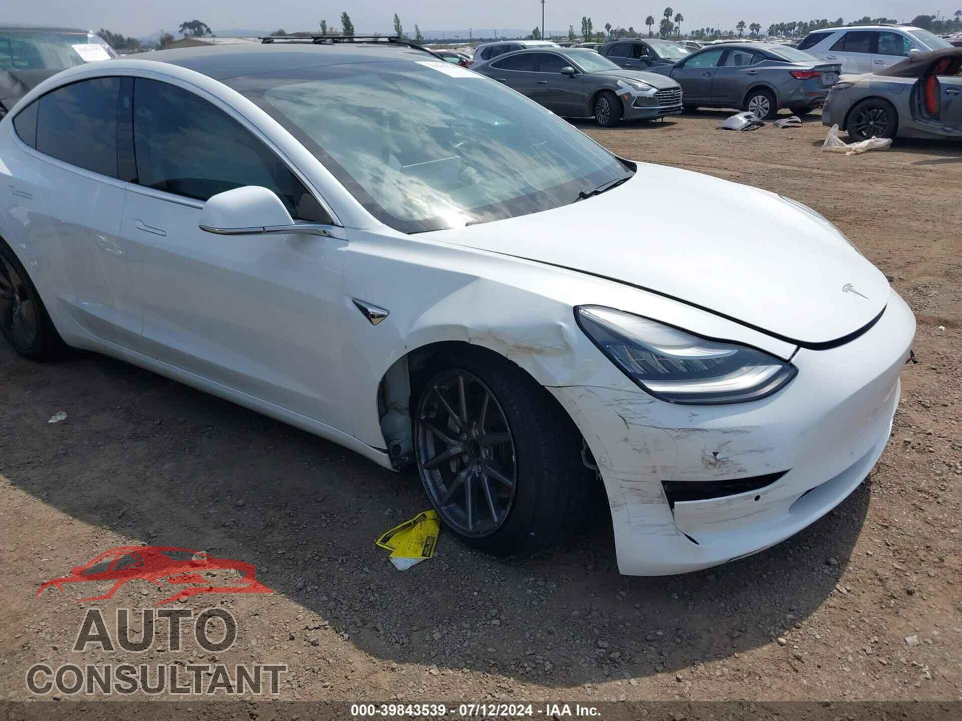 TESLA MODEL 3 2020 - 5YJ3E1EA0LF703657