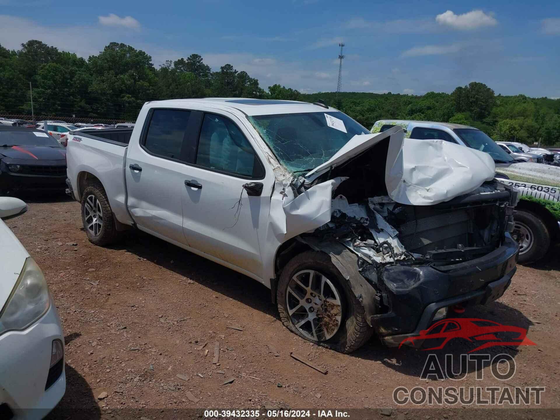 CHEVROLET SILVERADO 1500 2020 - 1GCPYFED2LZ117827