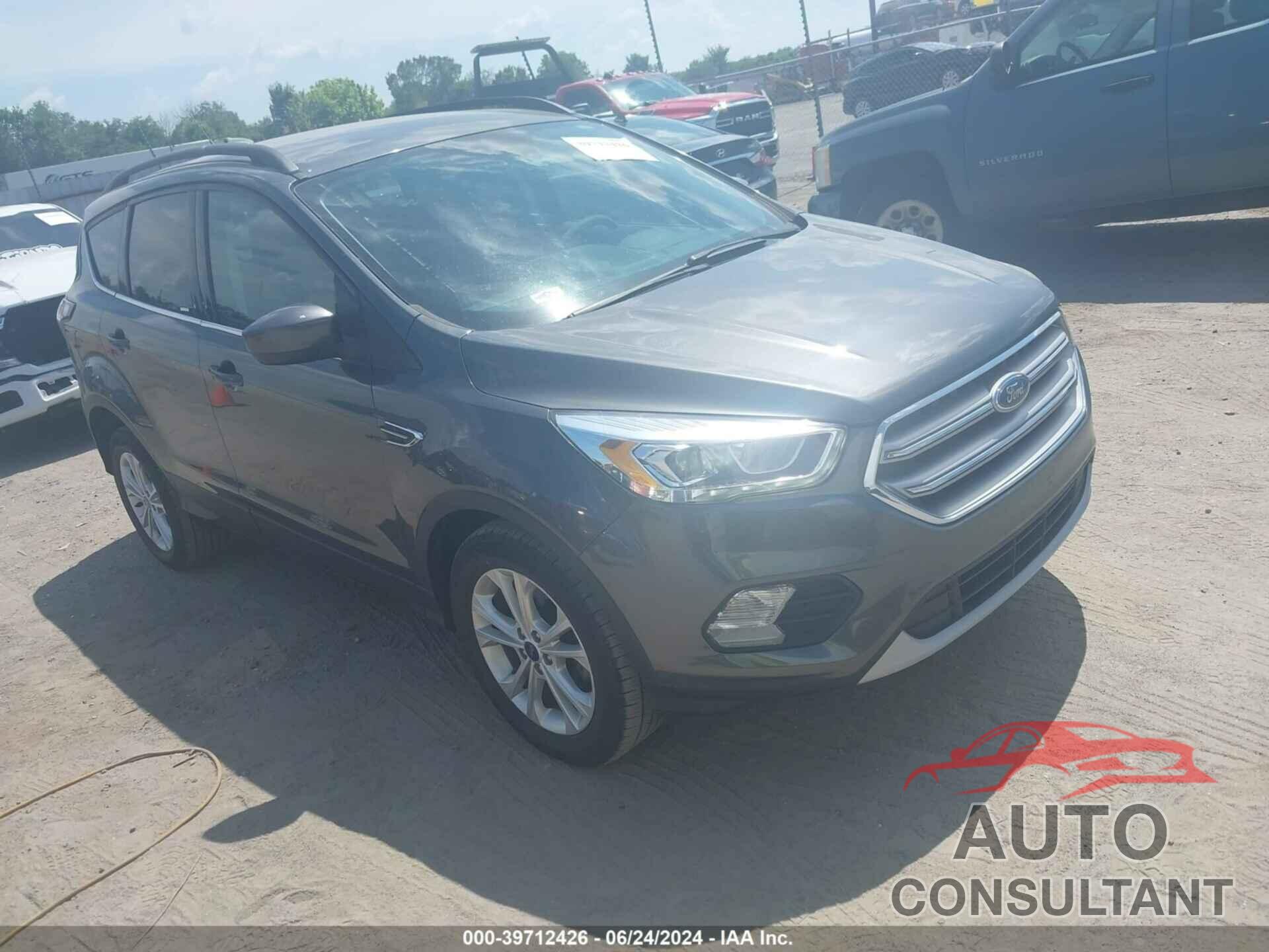 FORD ESCAPE 2017 - 1FMCU0GD6HUC47386