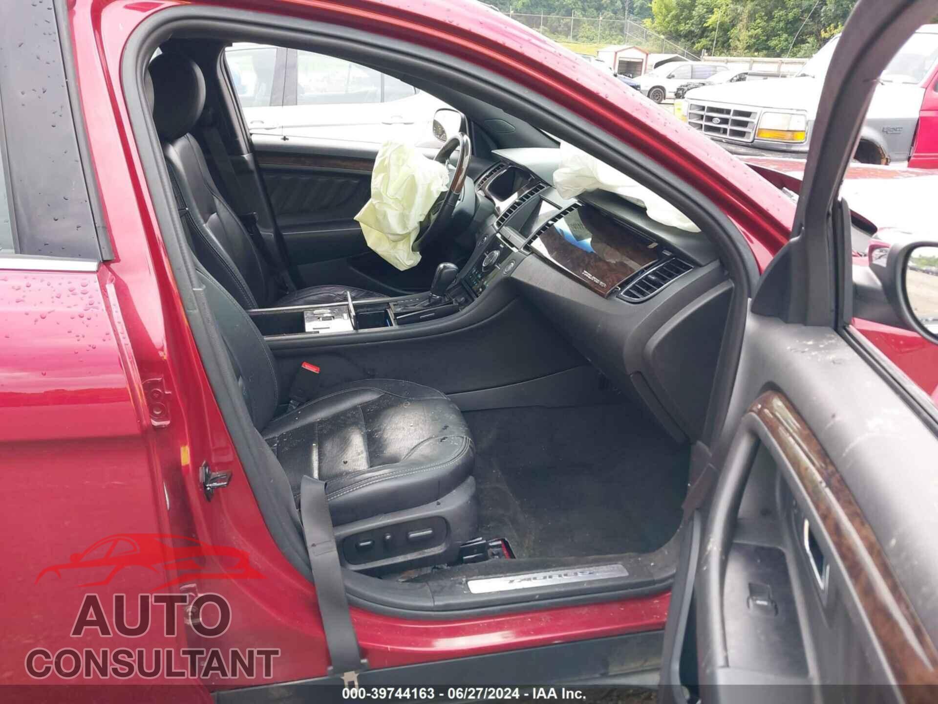 FORD TAURUS 2017 - 1FAHP2F85HG117699