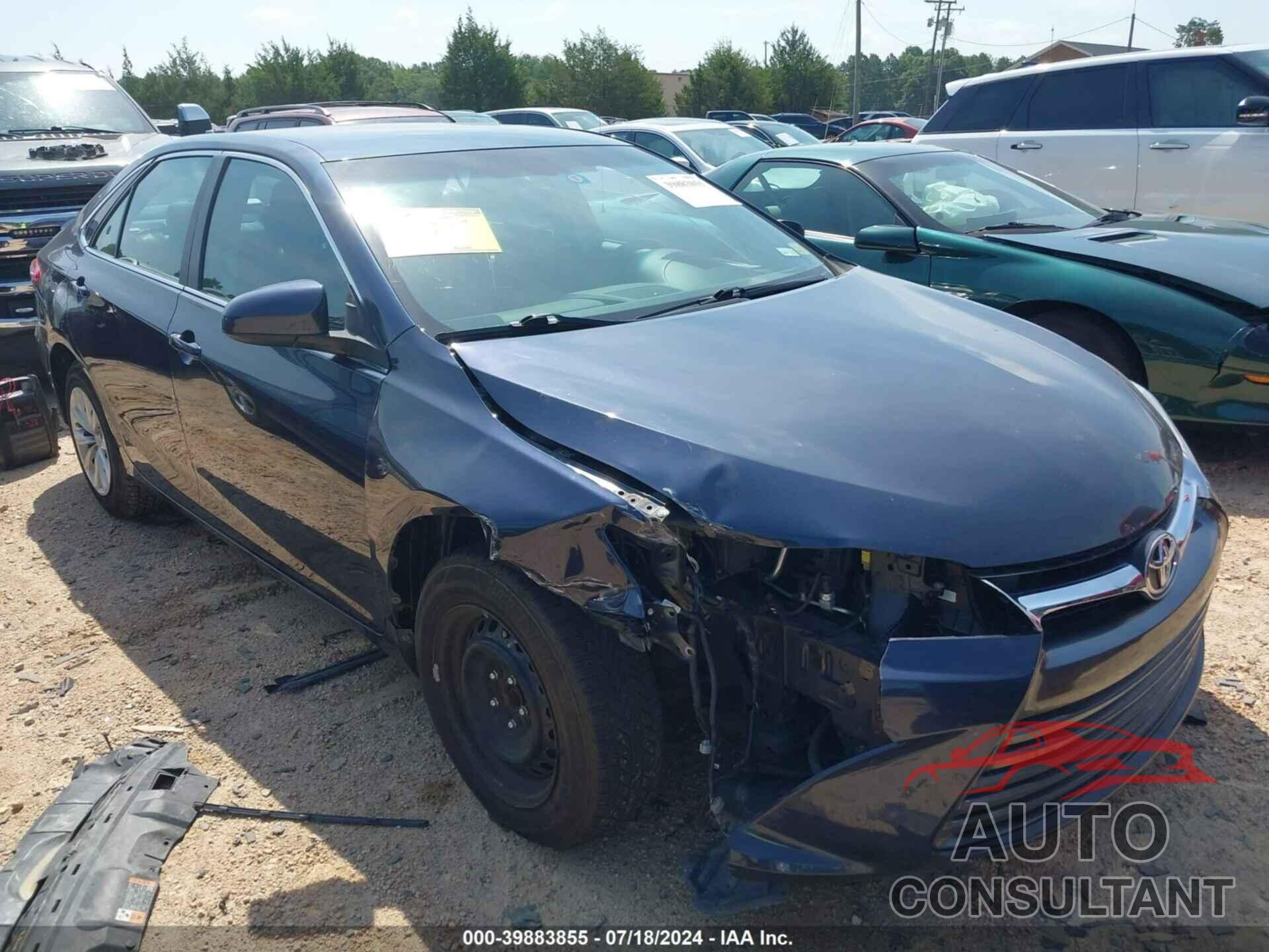 TOYOTA CAMRY 2016 - 4T4BF1FK2GR527693