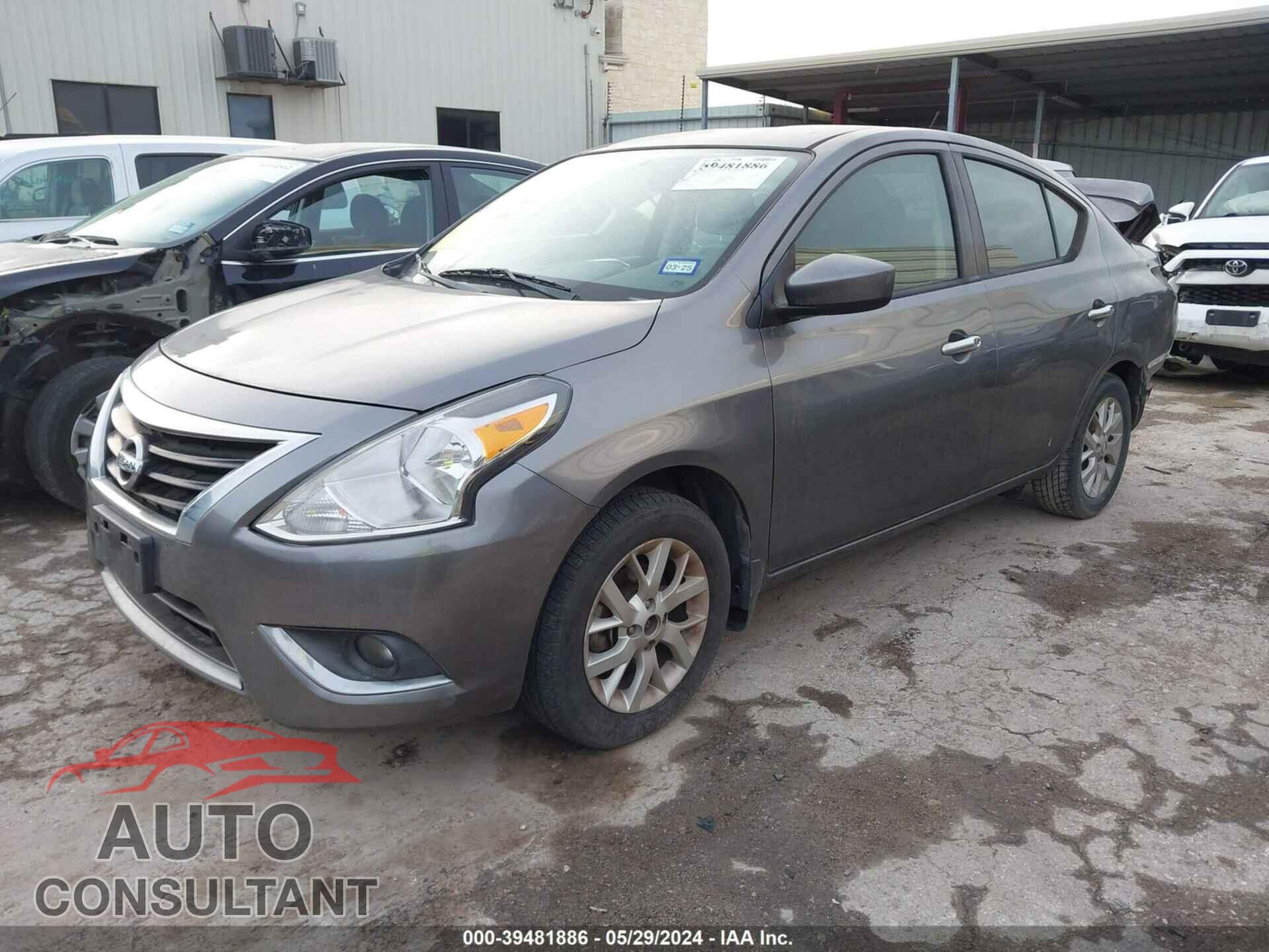 NISSAN VERSA 2017 - 3N1CN7AP2HL820701