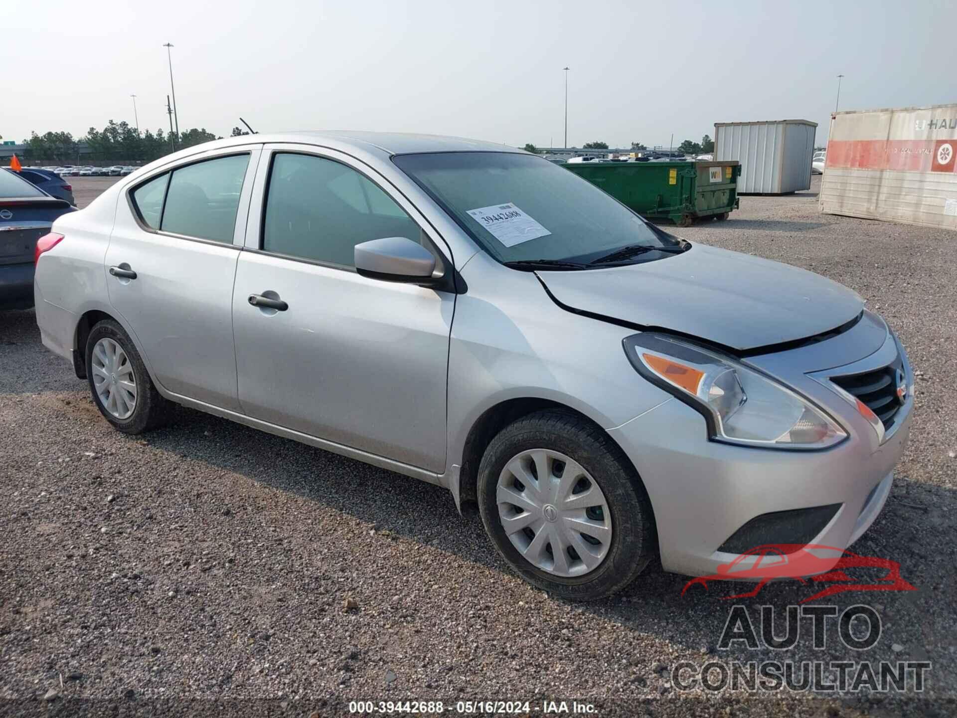 NISSAN VERSA 2019 - 3N1CN7AP1KL806165