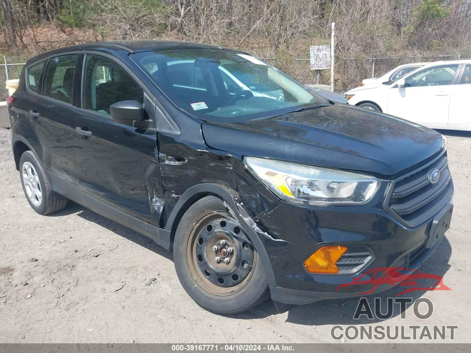 FORD ESCAPE 2017 - 1FMCU0F78HUB93696