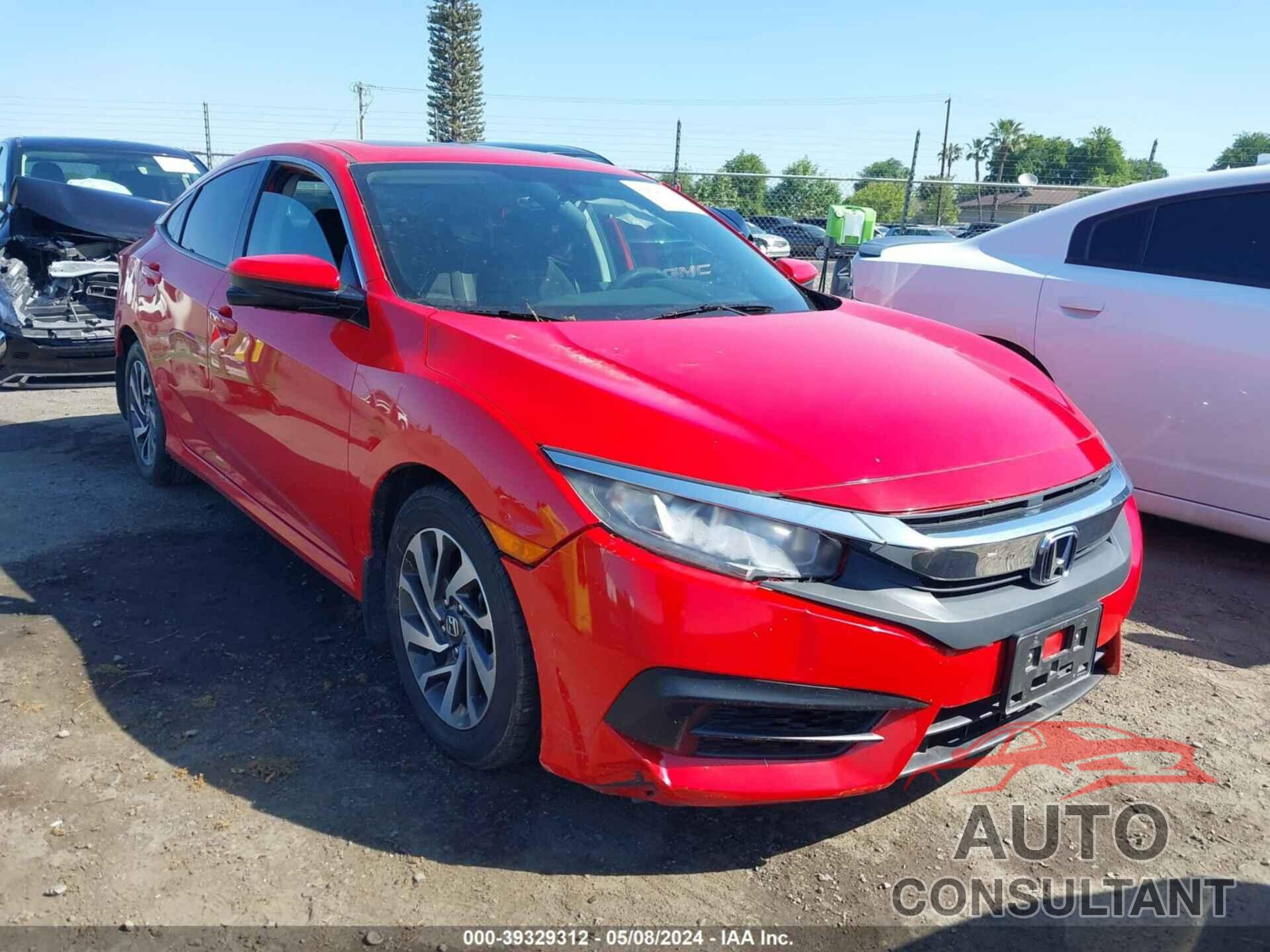 HONDA CIVIC 2018 - 2HGFC2F79JH516390