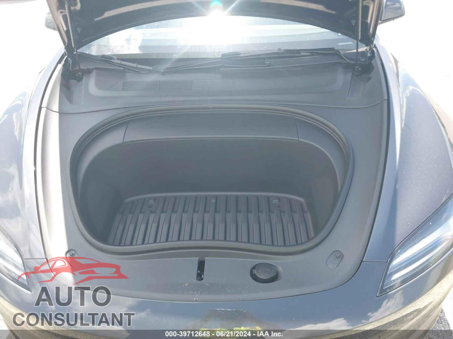 TESLA MODEL 3 2024 - 5YJ3E1EA7RF752685
