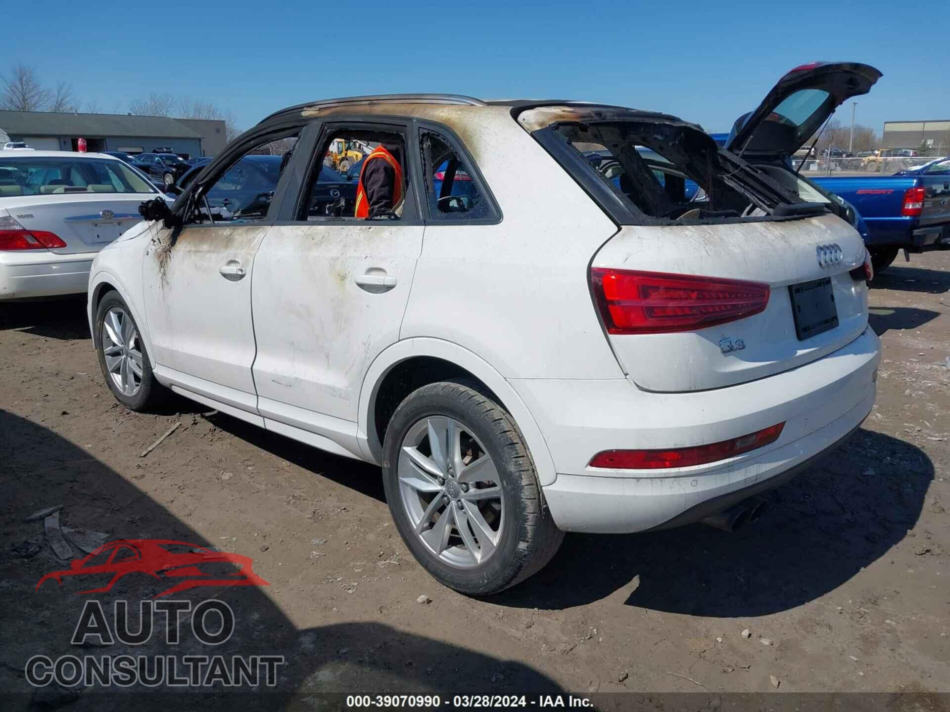 AUDI Q3 2017 - WA1BCCFSXHR007789
