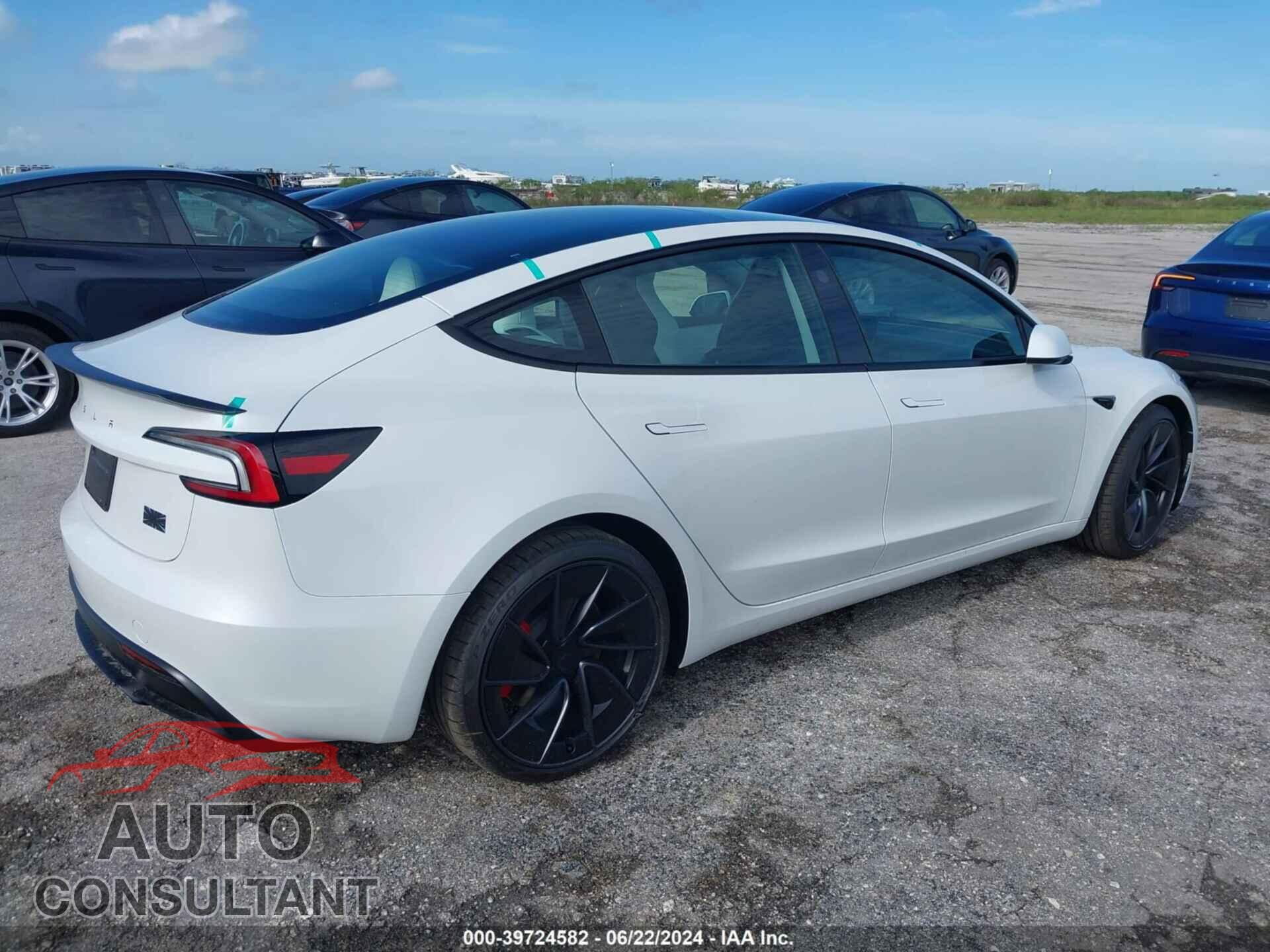 TESLA MODEL 3 2024 - 5YJ3E1ET7RF790502