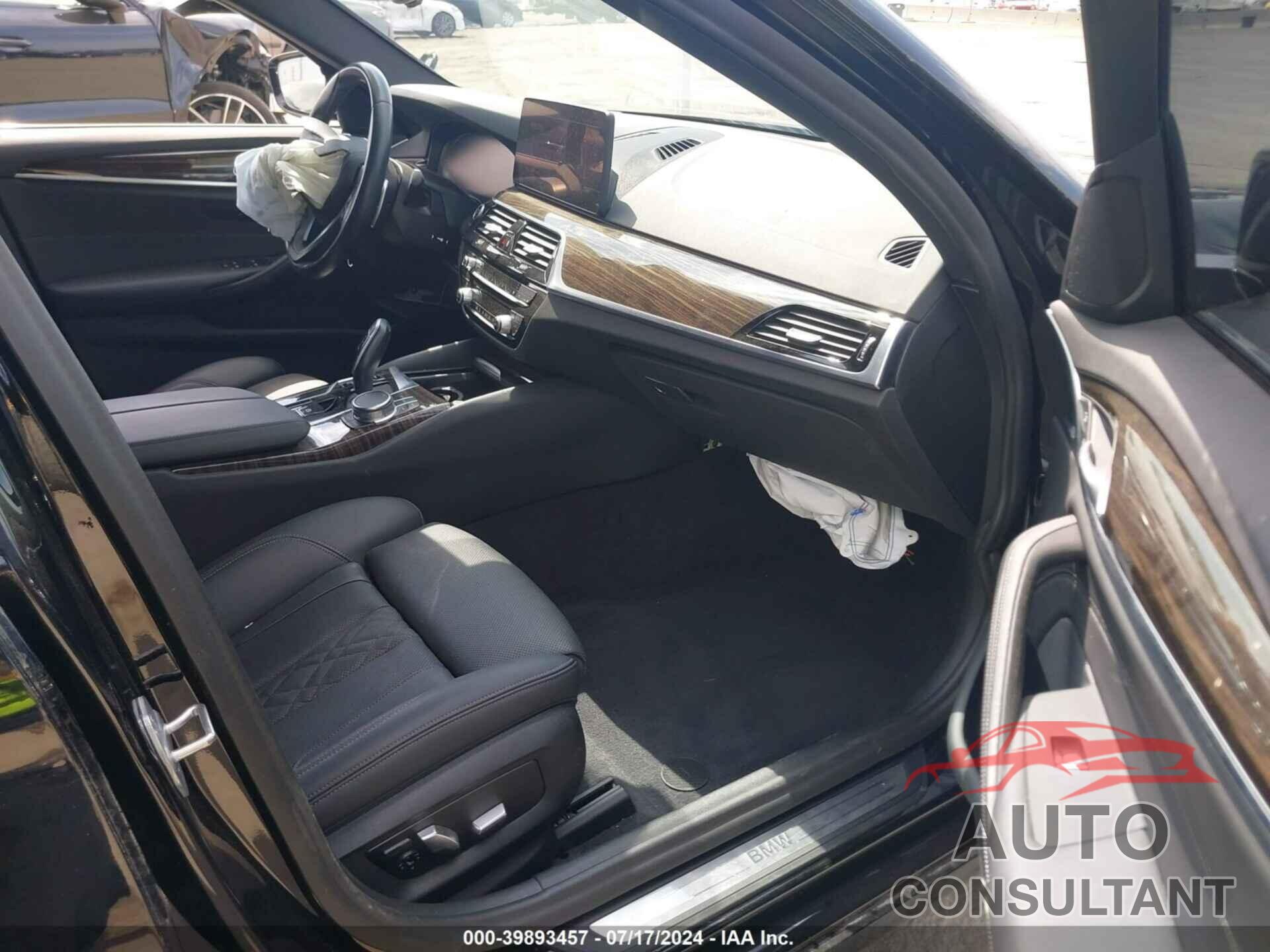 BMW 530 2022 - WBA53BH05NCJ21669