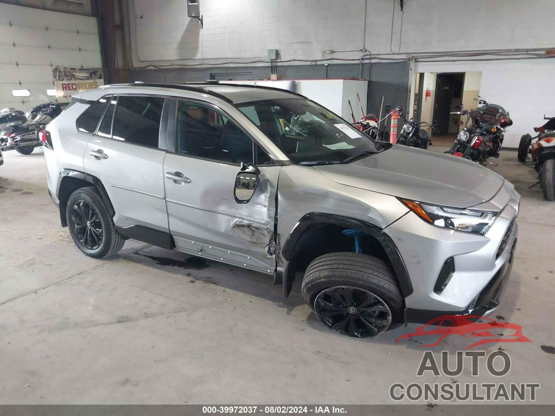 TOYOTA RAV4 2024 - 2T3T6RFV8RW054125