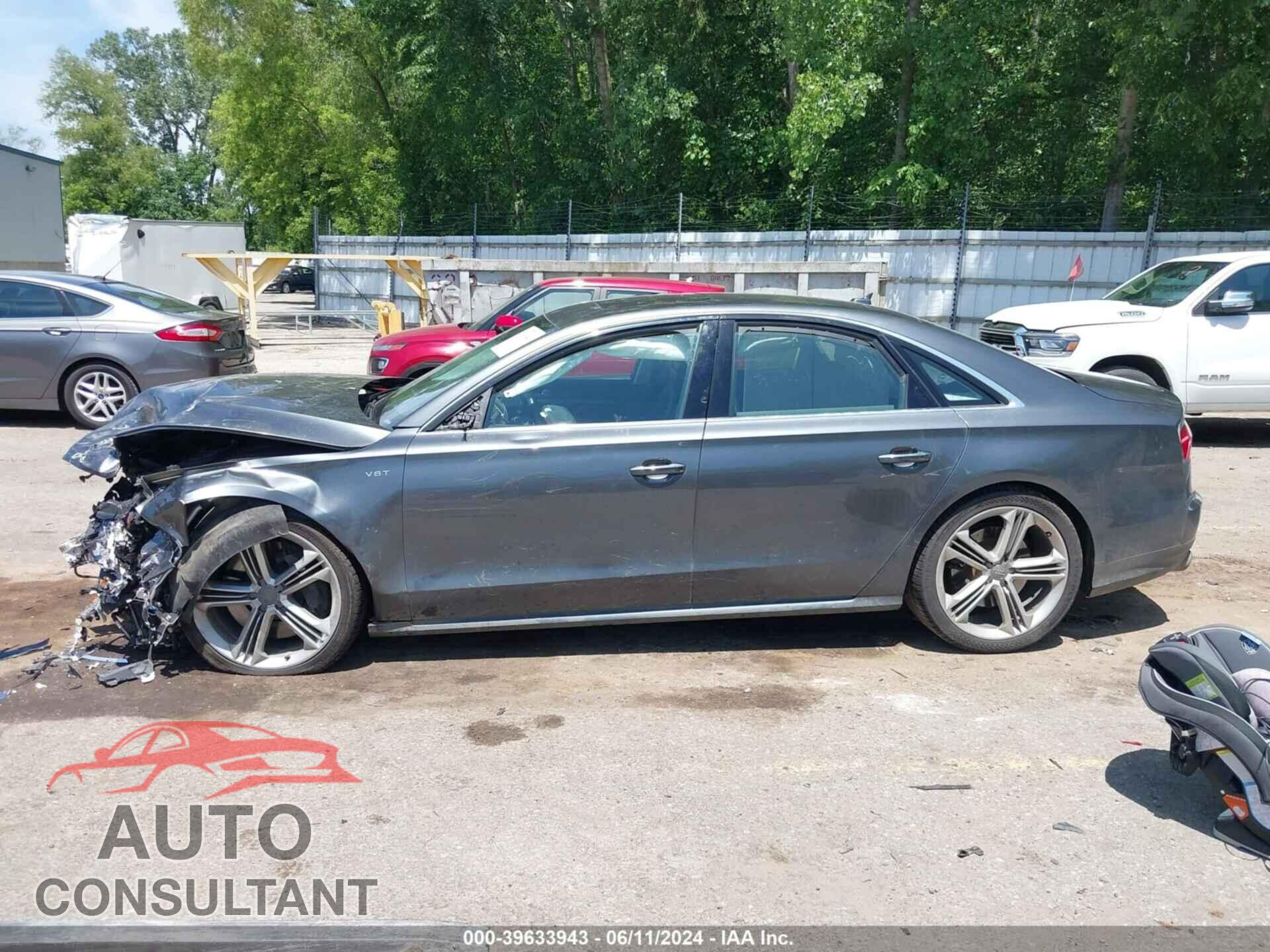 AUDI S8 2016 - WAUJSAFD0GN002775