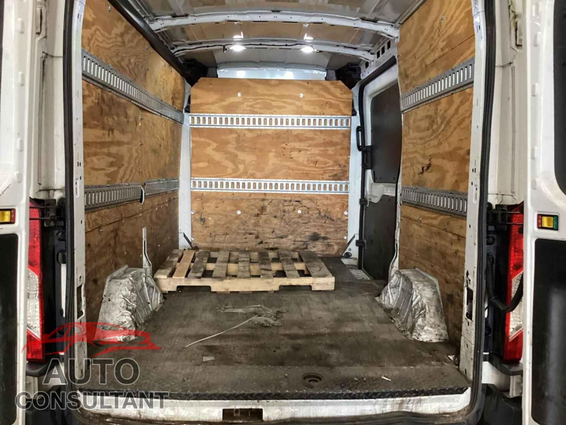 FORD TRANSIT 2018 - 1FTYR1CMXJKA51170