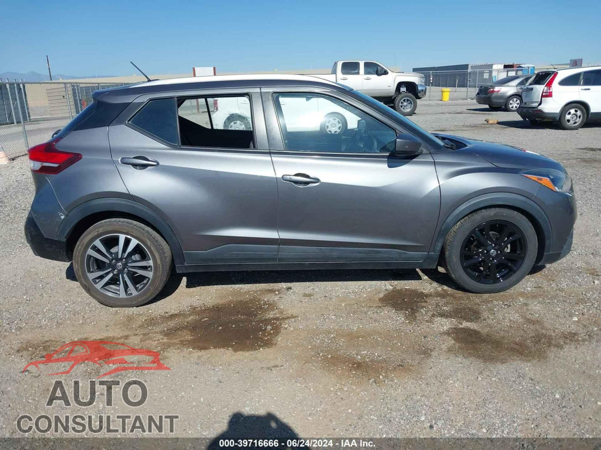 NISSAN KICKS 2019 - 3N1CP5CU3KL526149