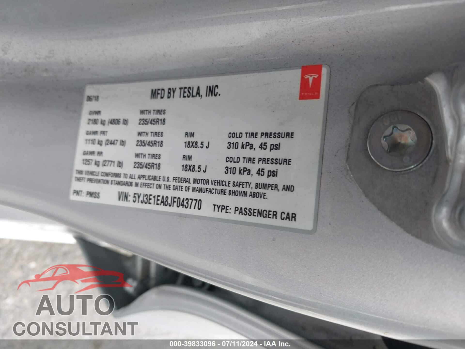 TESLA MODEL 3 2018 - 5YJ3E1EA8JF043770