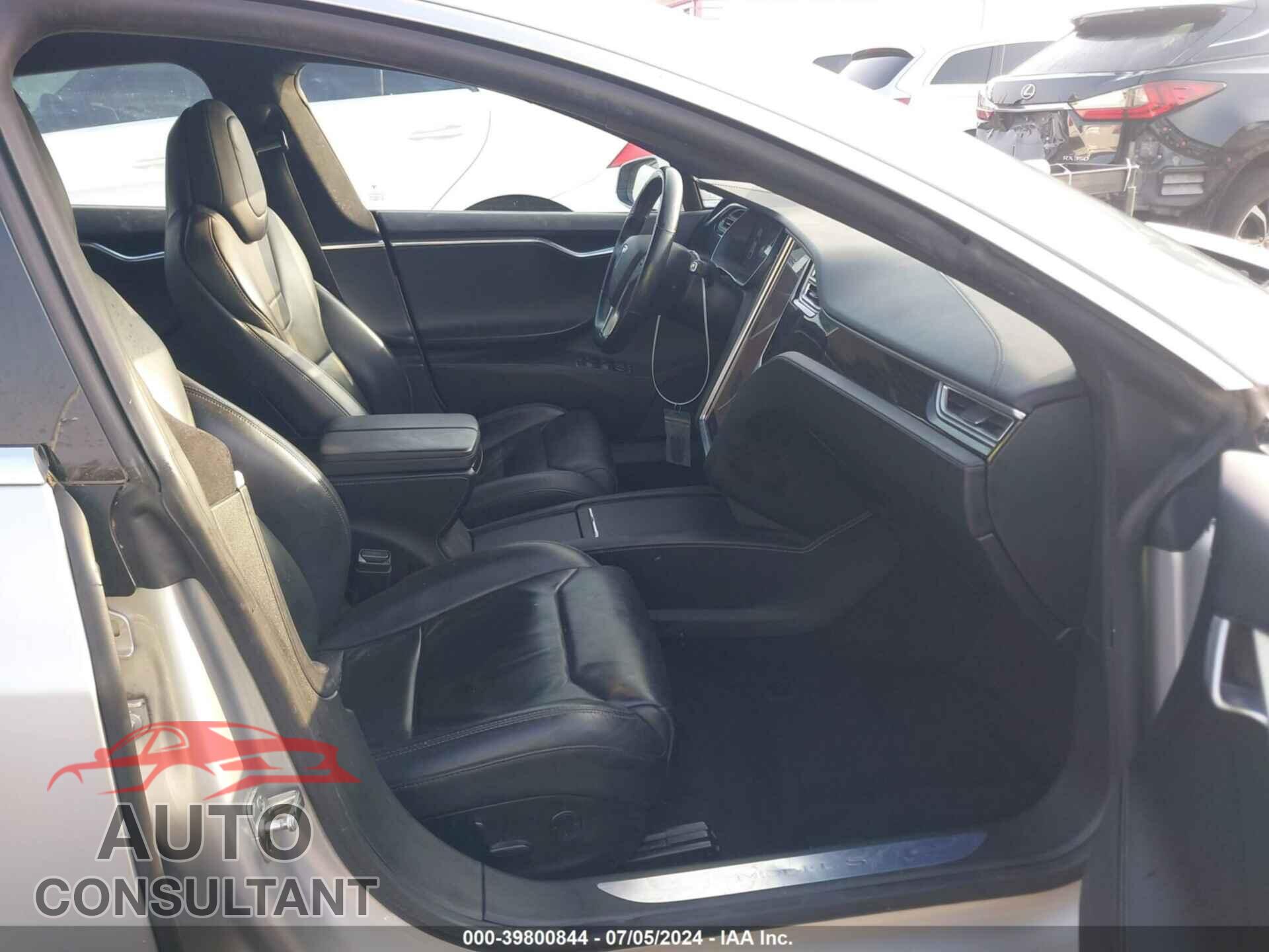 TESLA MODEL S 2017 - 5YJSA1E25HF176416