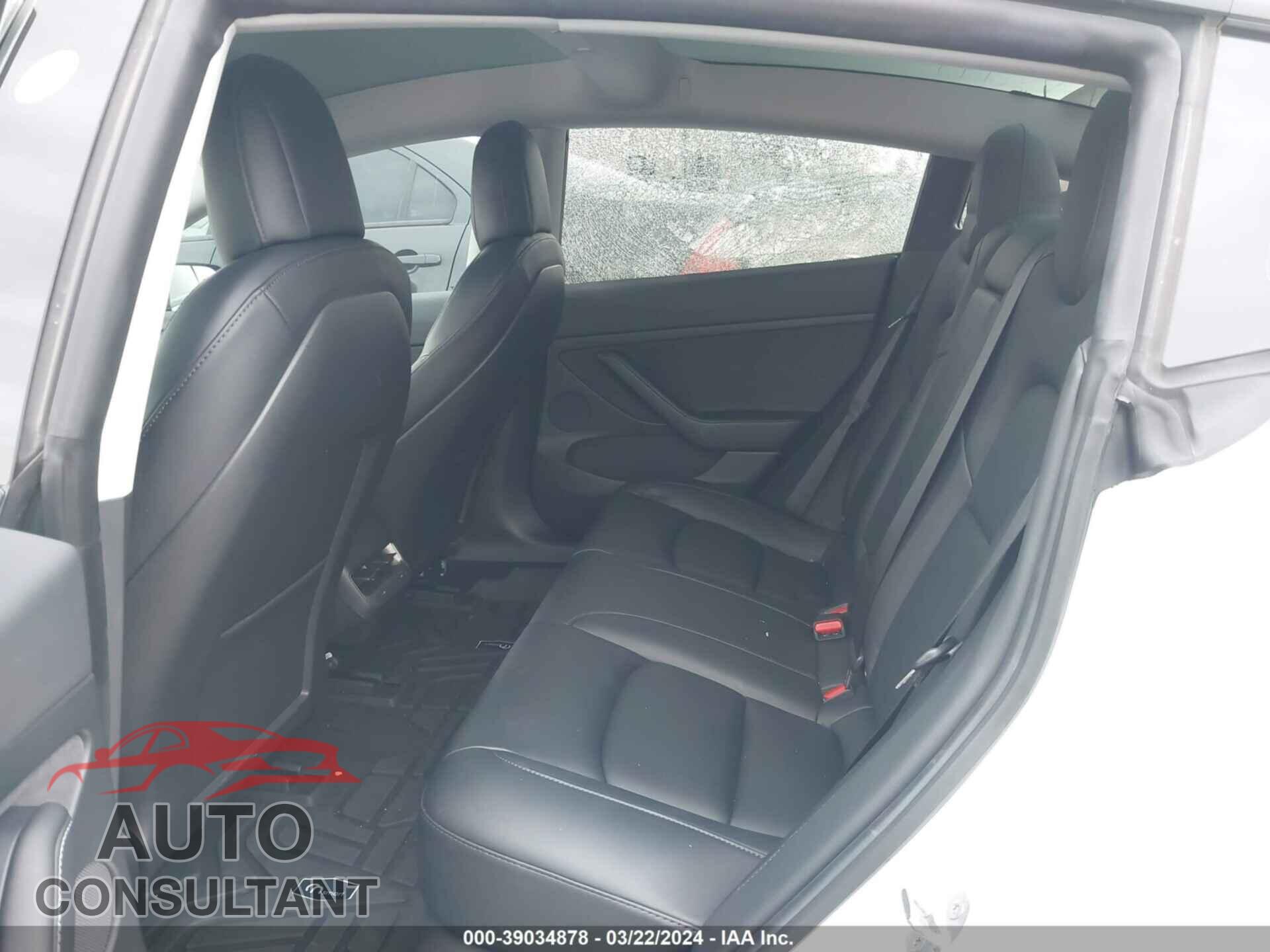 TESLA MODEL 3 2021 - 5YJ3E1EB6MF033087