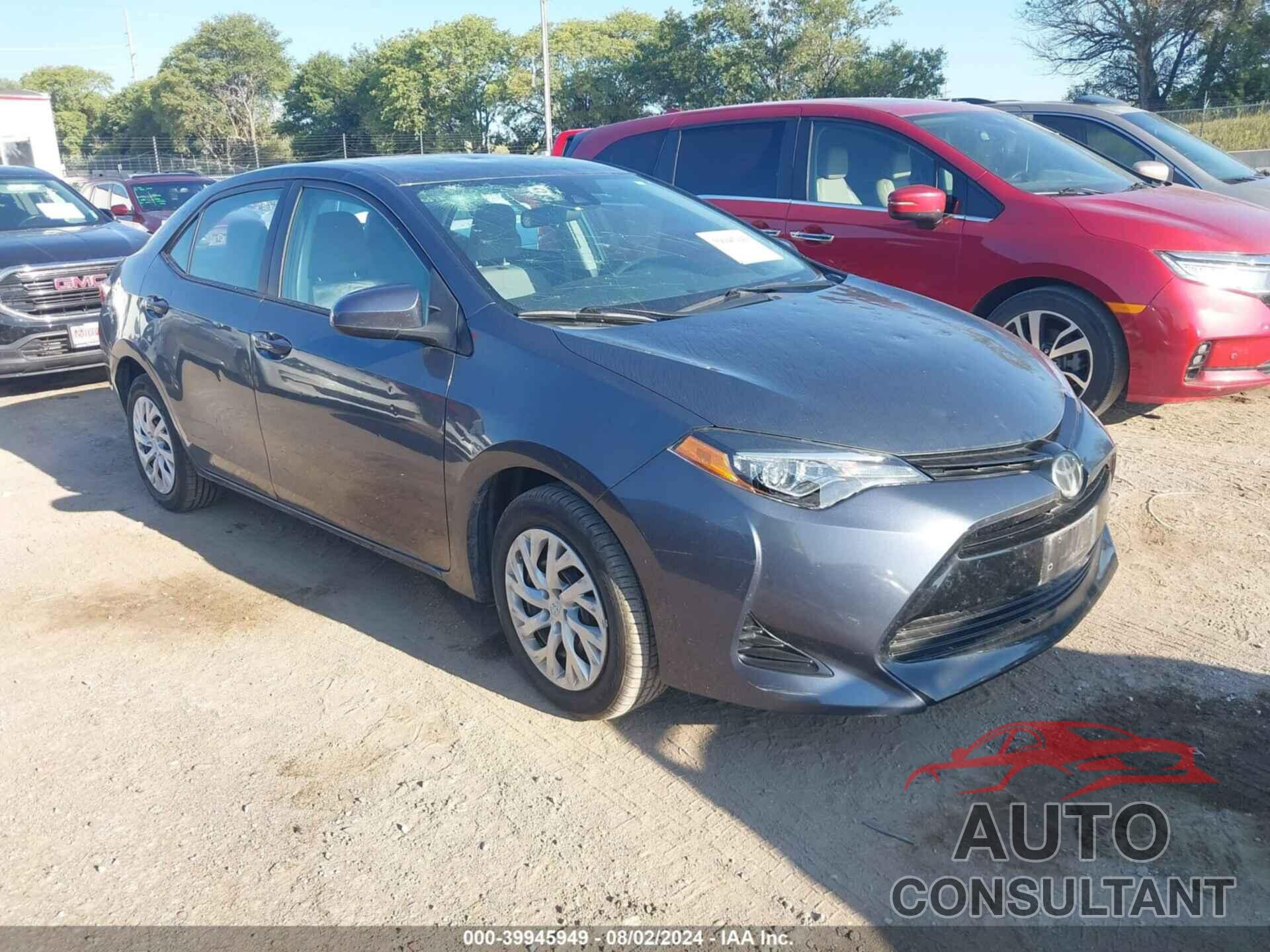 TOYOTA COROLLA 2018 - 5YFBURHE7JP798103