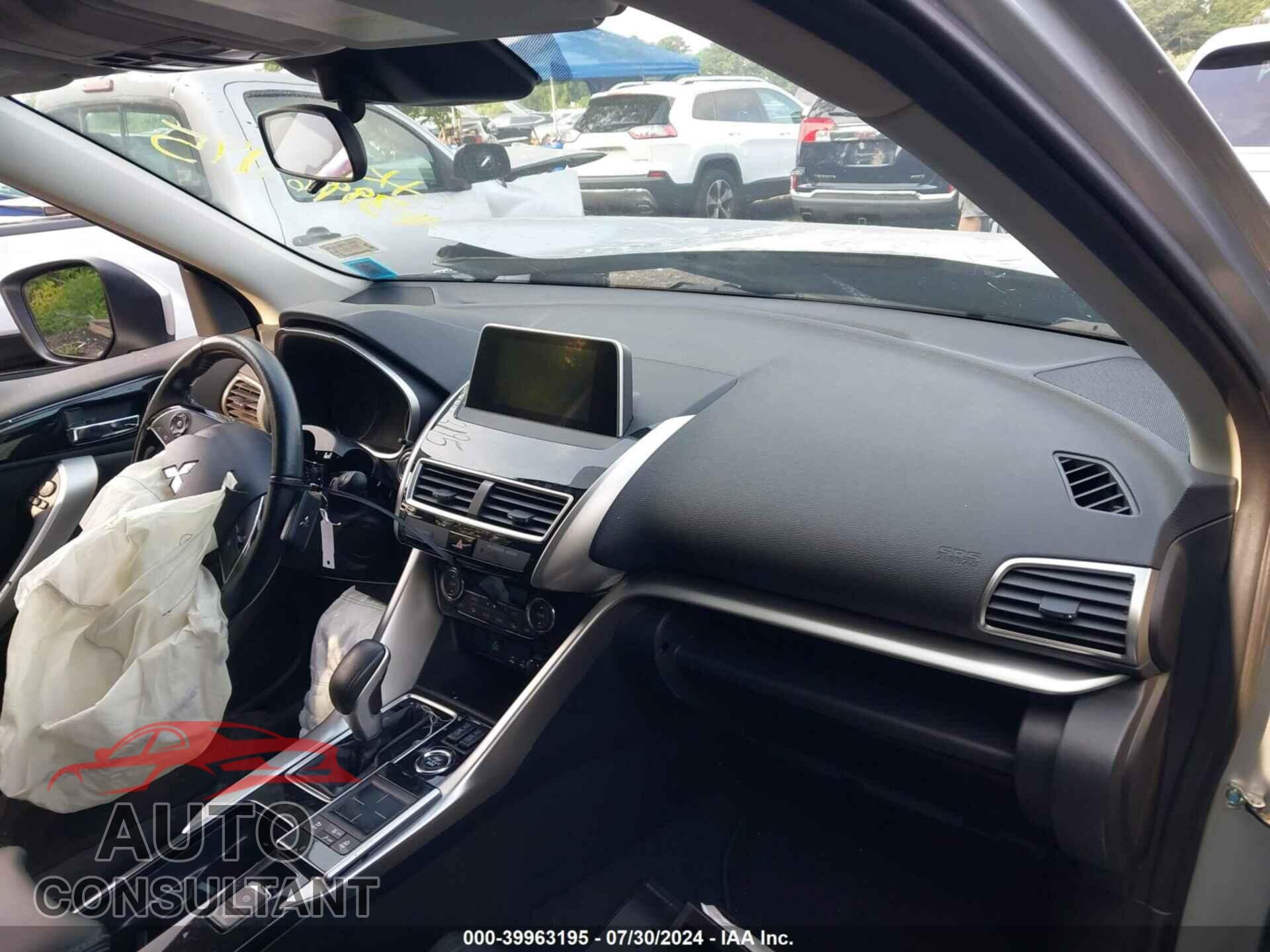 MITSUBISHI ECLIPSE CROSS 2020 - JA4AT5AA9LZ015168