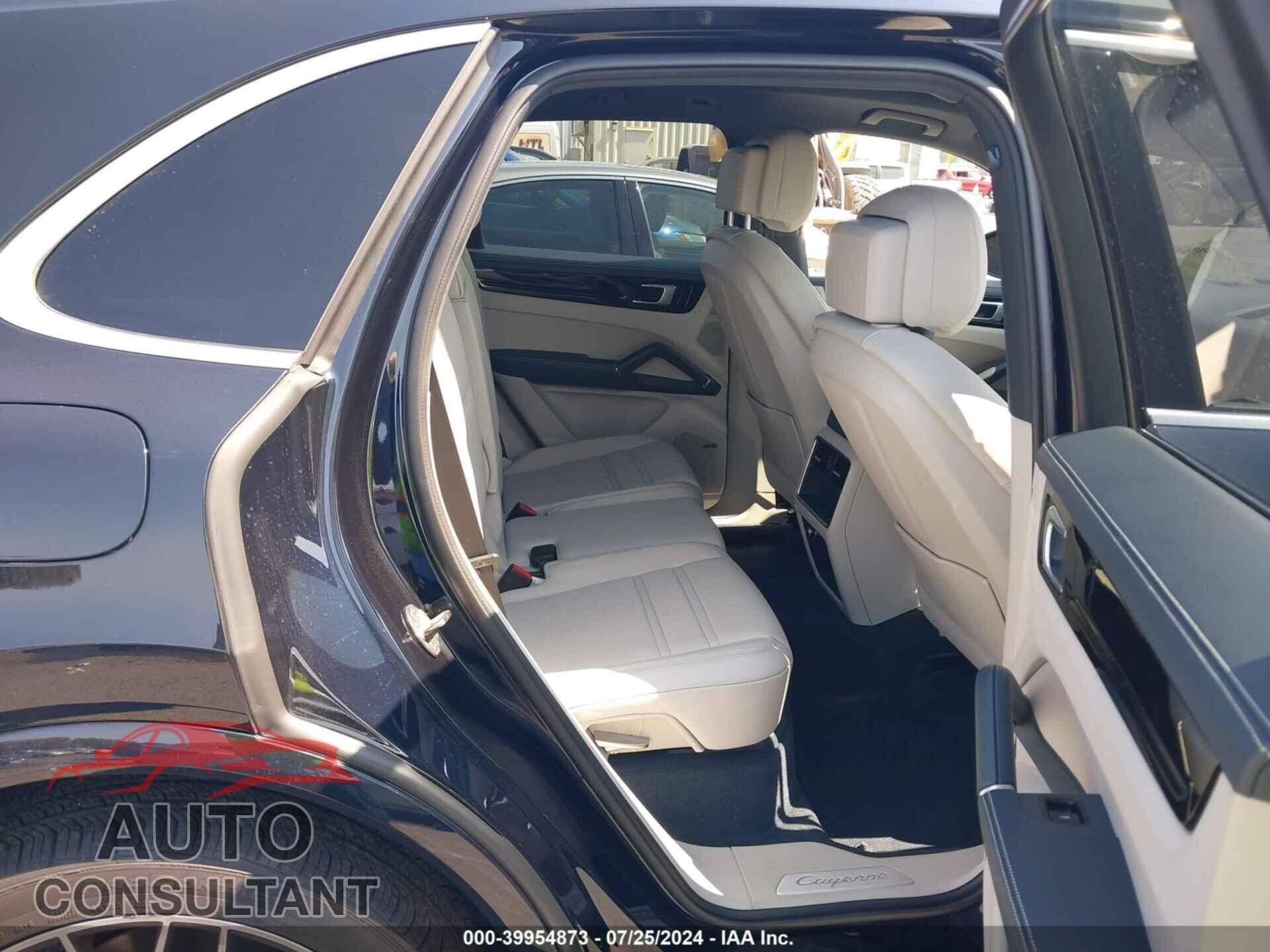 PORSCHE CAYENNE 2021 - WP1AA2AY8MDA08751