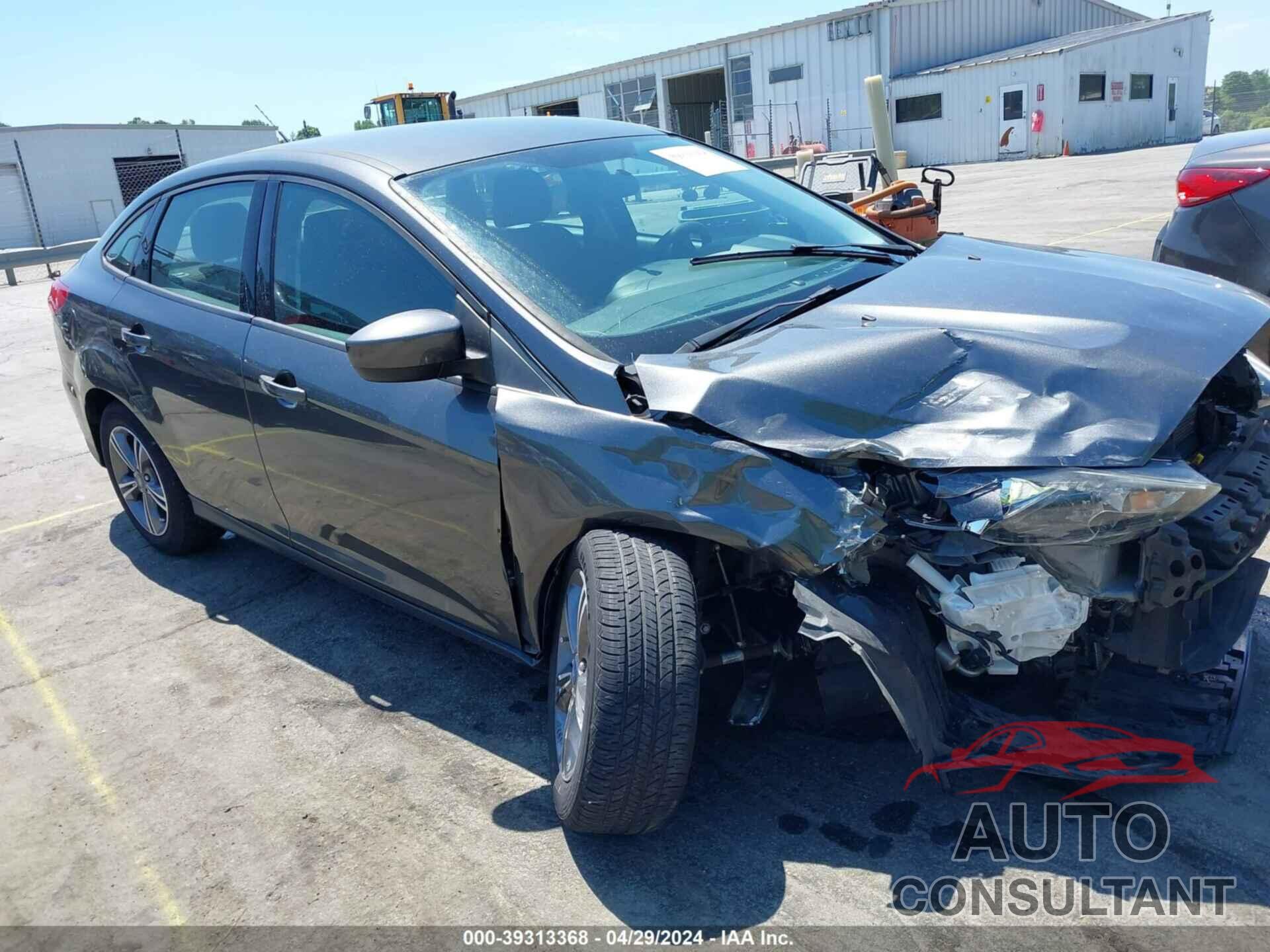 FORD FOCUS 2018 - 1FADP3FE0JL226580