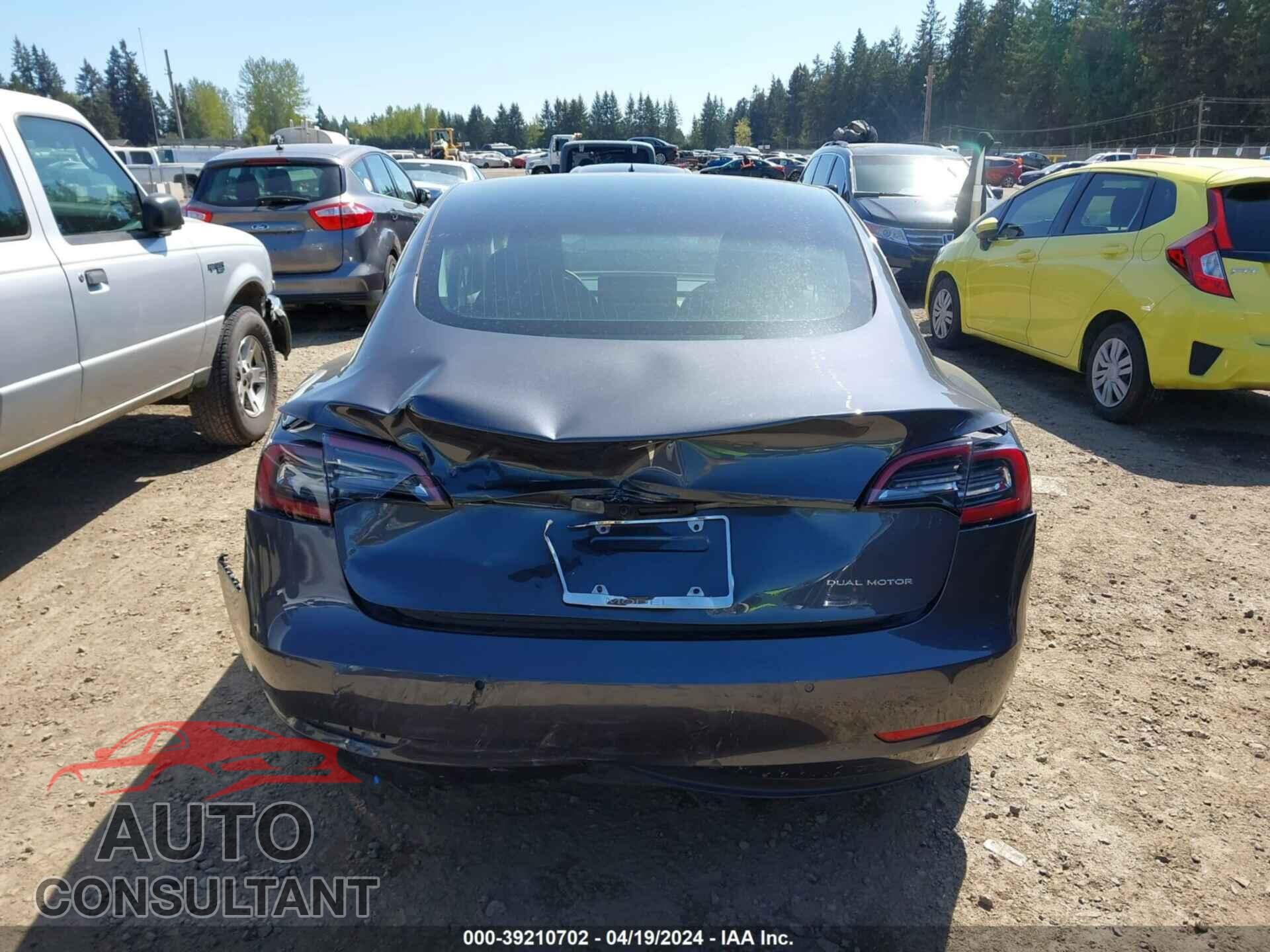 TESLA MODEL 3 2018 - 5YJ3E1EB4JF114438