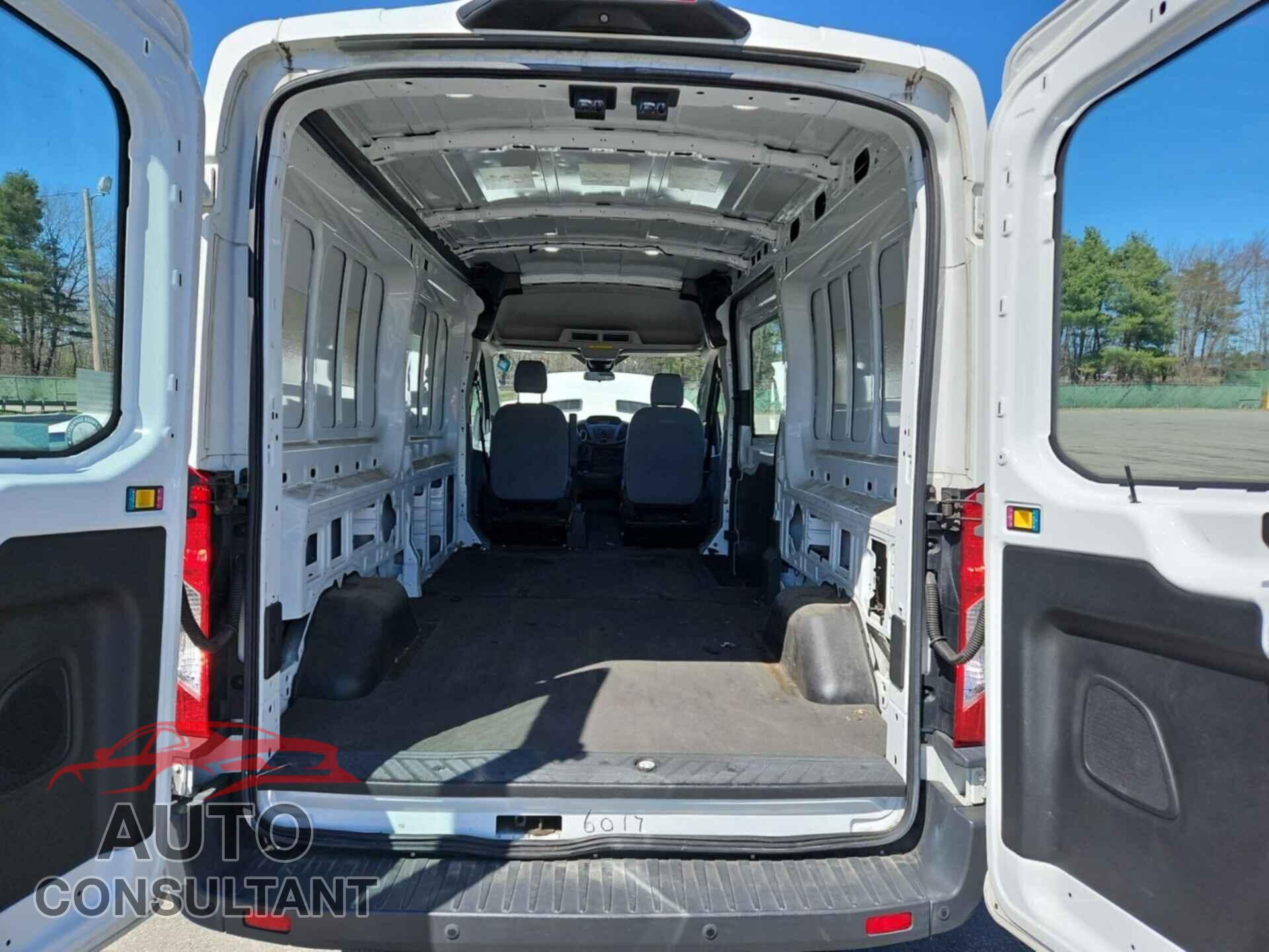 FORD TRANSIT 2018 - 1FTYR2CM0JKA30429
