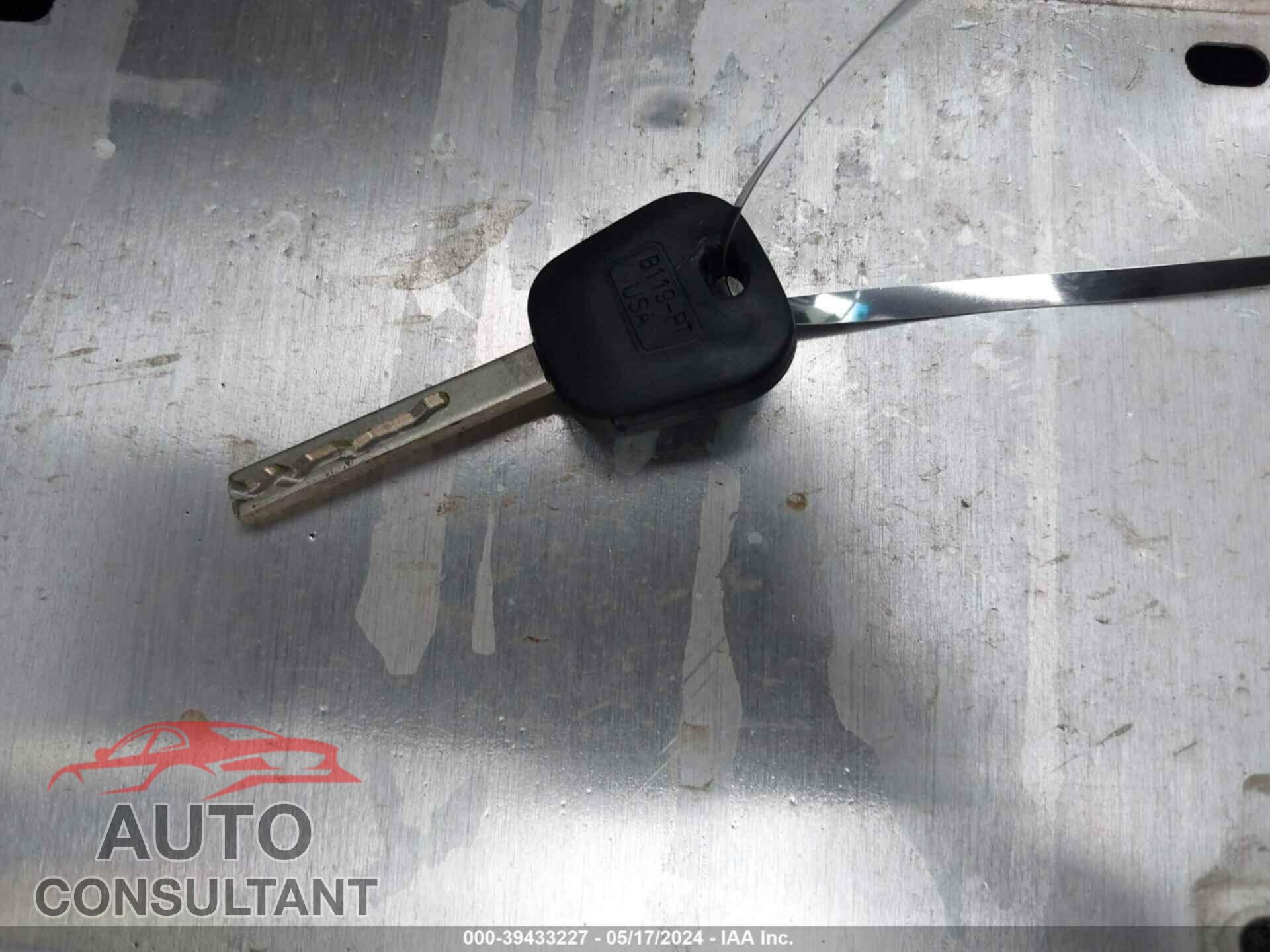 CHEVROLET SILVERADO 1500 2017 - 3GCPCREC2HG142029