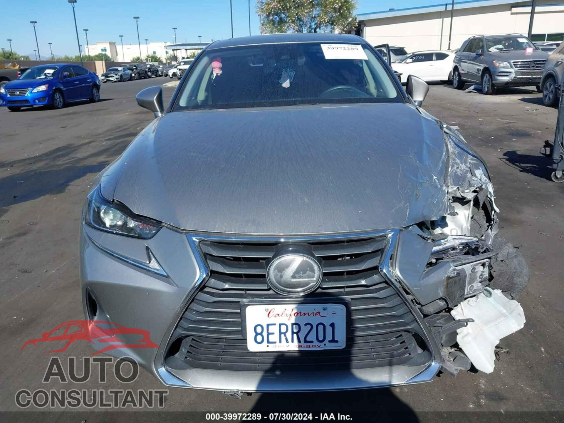 LEXUS IS 300 2018 - JTHBA1D20J5071273