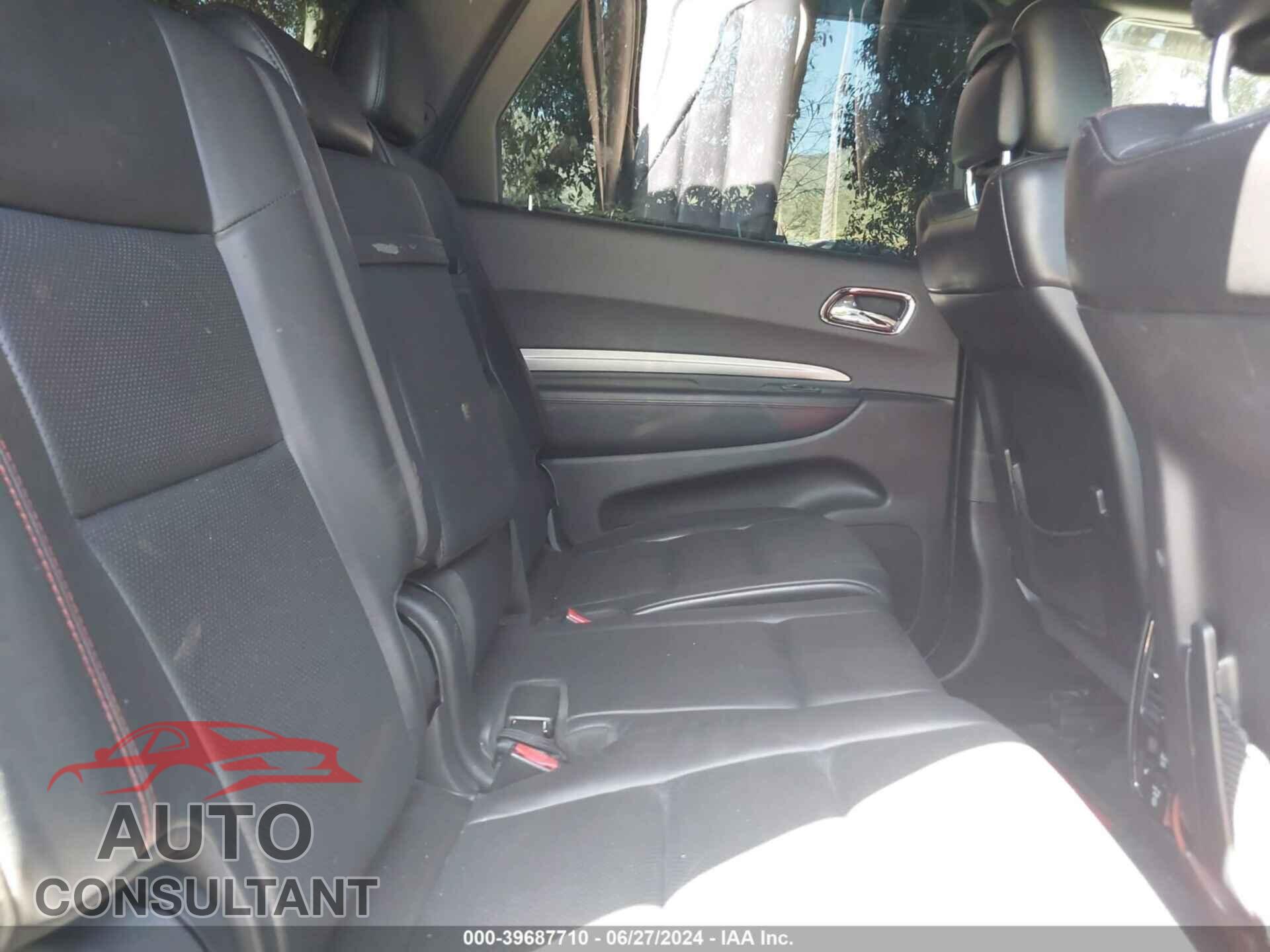 DODGE DURANGO 2018 - 1C4SDJCTXJC400902