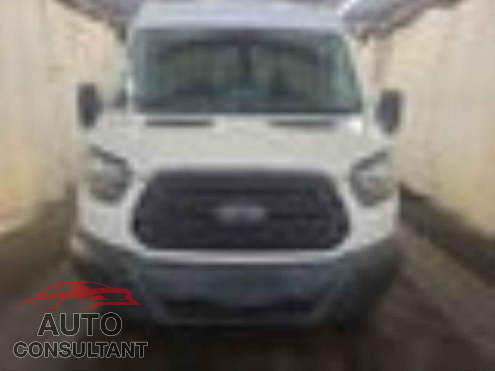 FORD TRANSIT 2018 - 1FTYR2CM4JKA09986