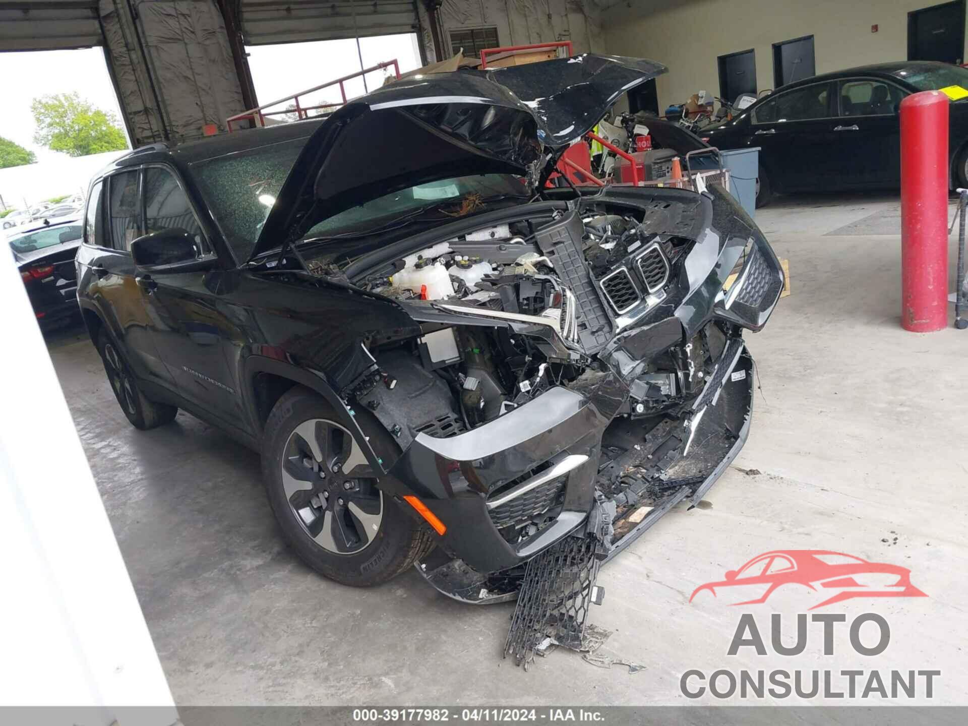 JEEP GRAND CHEROKEE 2024 - 1C4RJYB68RC135632