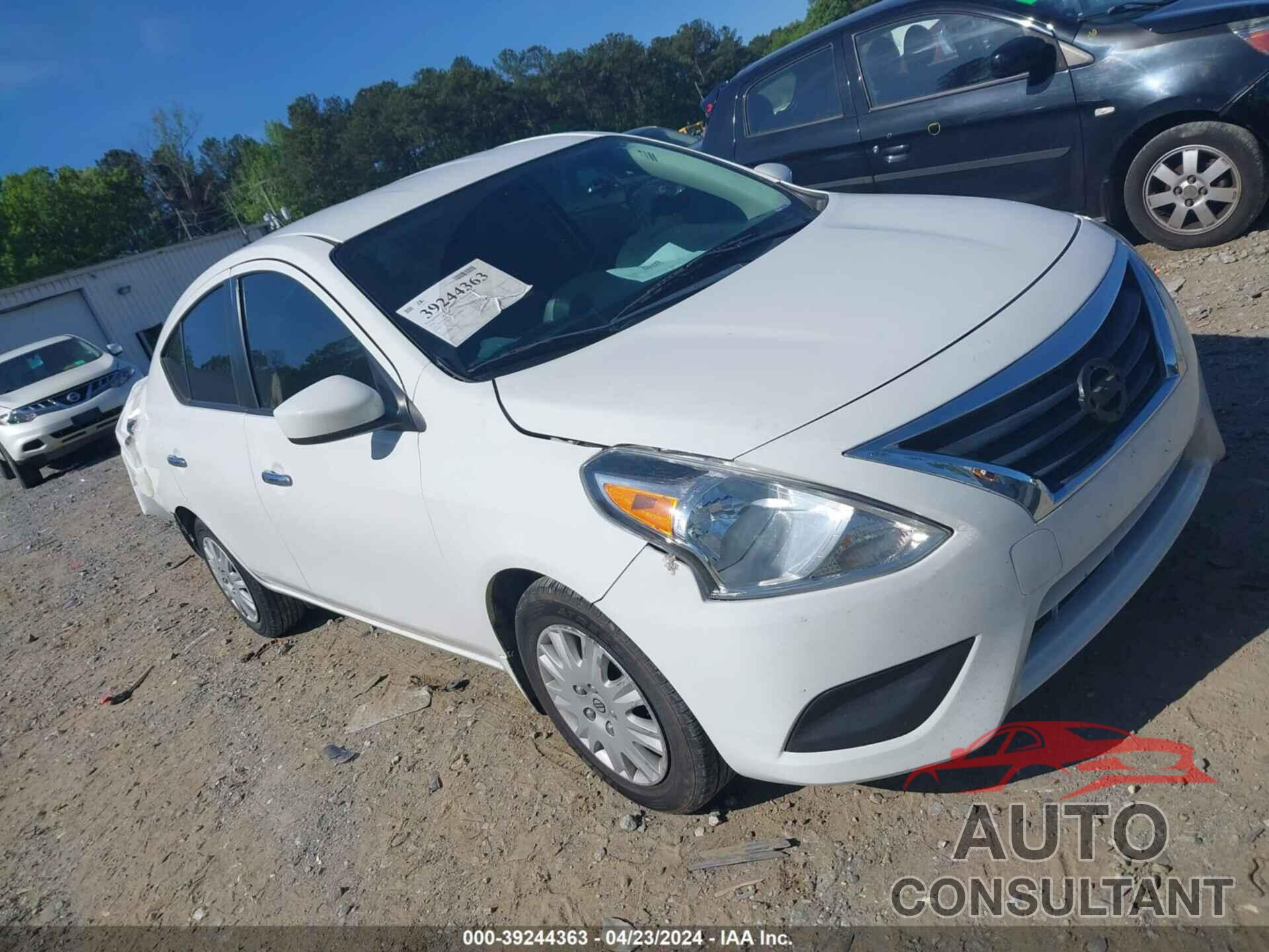 NISSAN VERSA 2018 - 3N1CN7APXJL833833