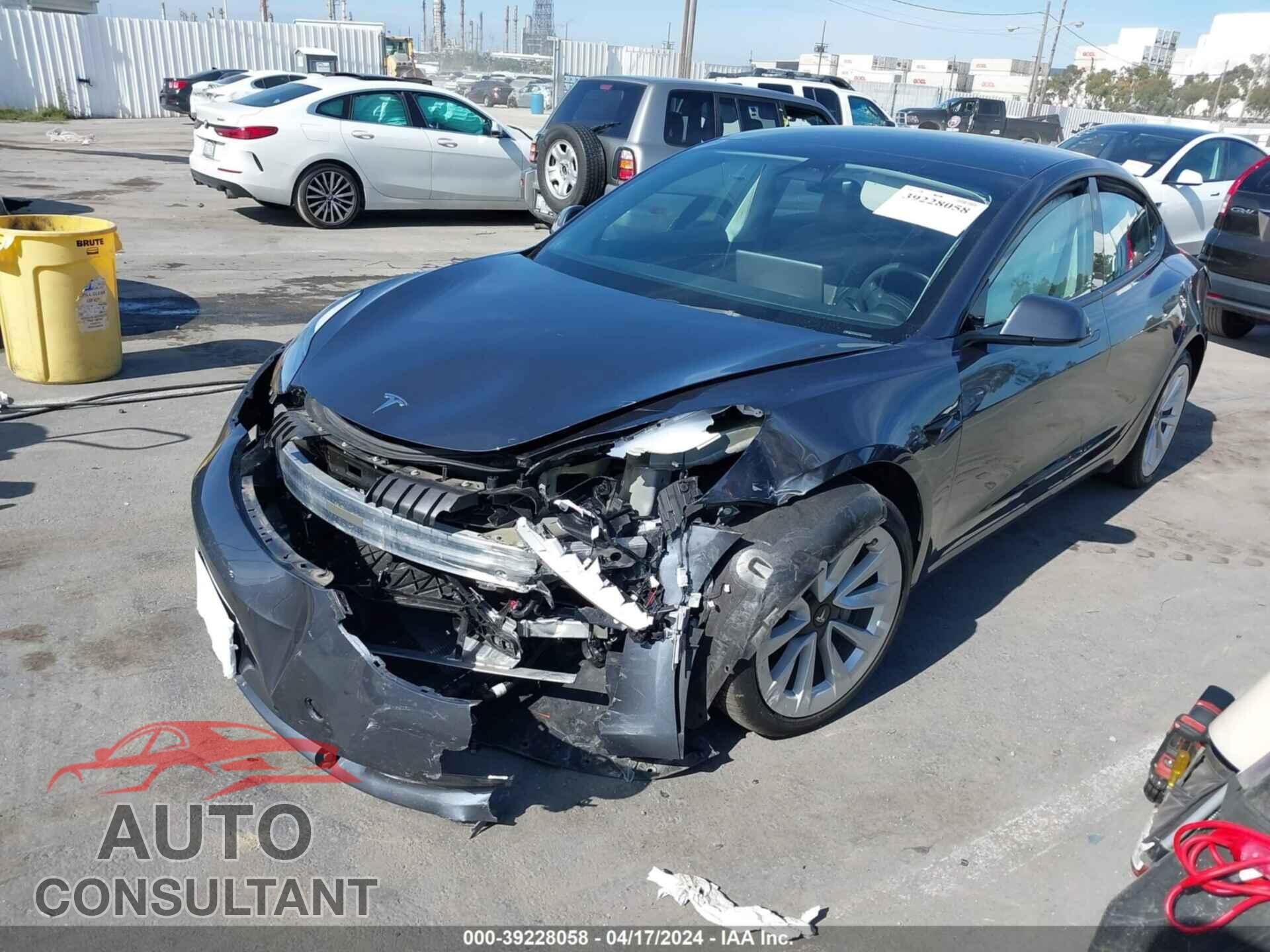 TESLA MODEL 3 2022 - 5YJ3E1EA0NF295907