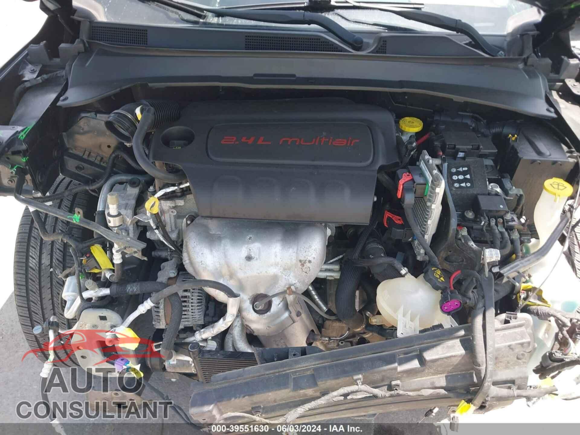 JEEP COMPASS 2018 - 3C4NJDAB0JT434952