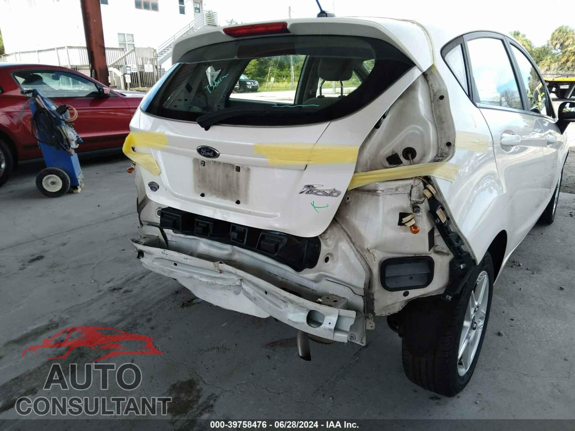 FORD FIESTA 2017 - 3FADP4EJ2HM153824