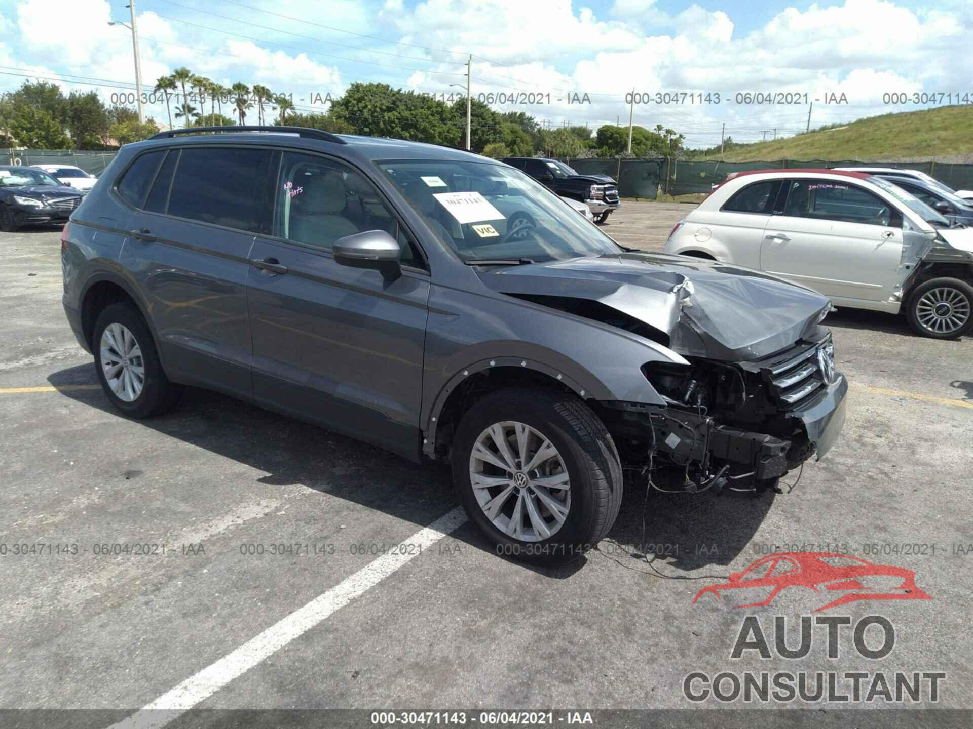 VOLKSWAGEN TIGUAN 2018 - 3VV1B7AX7JM206841