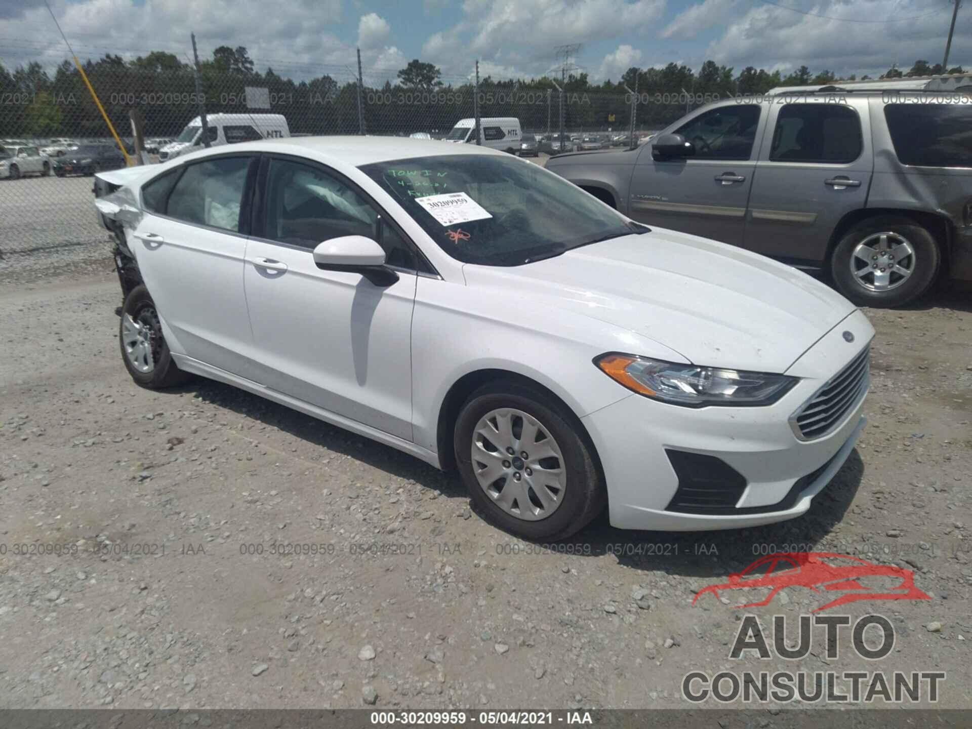 FORD FUSION 2019 - 3FA6P0G70KR159604