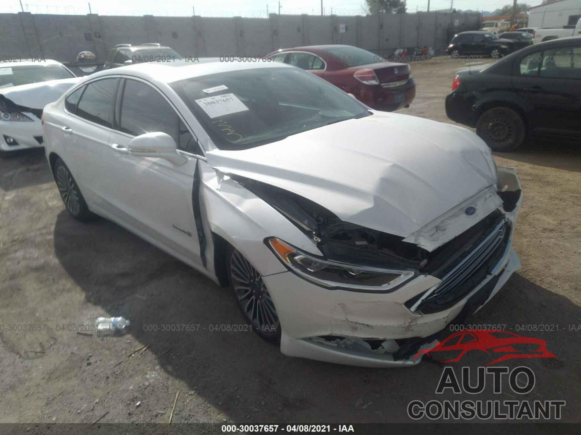 FORD FUSION HYBRID 2018 - 3FA6P0LU1JR260709