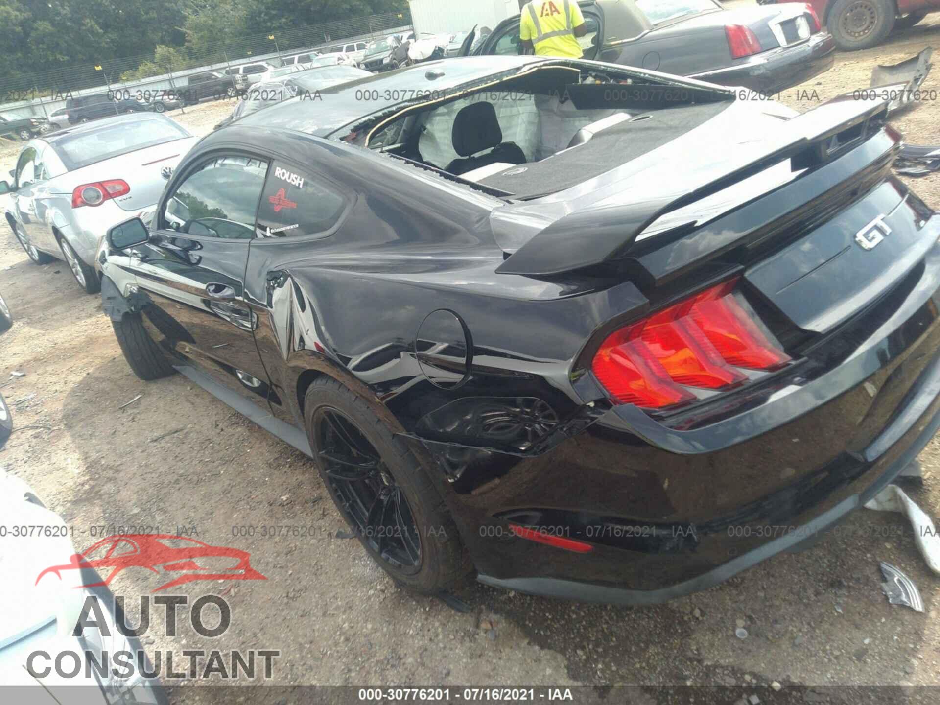 FORD MUSTANG 2018 - 1FA6P8CF5J5165072